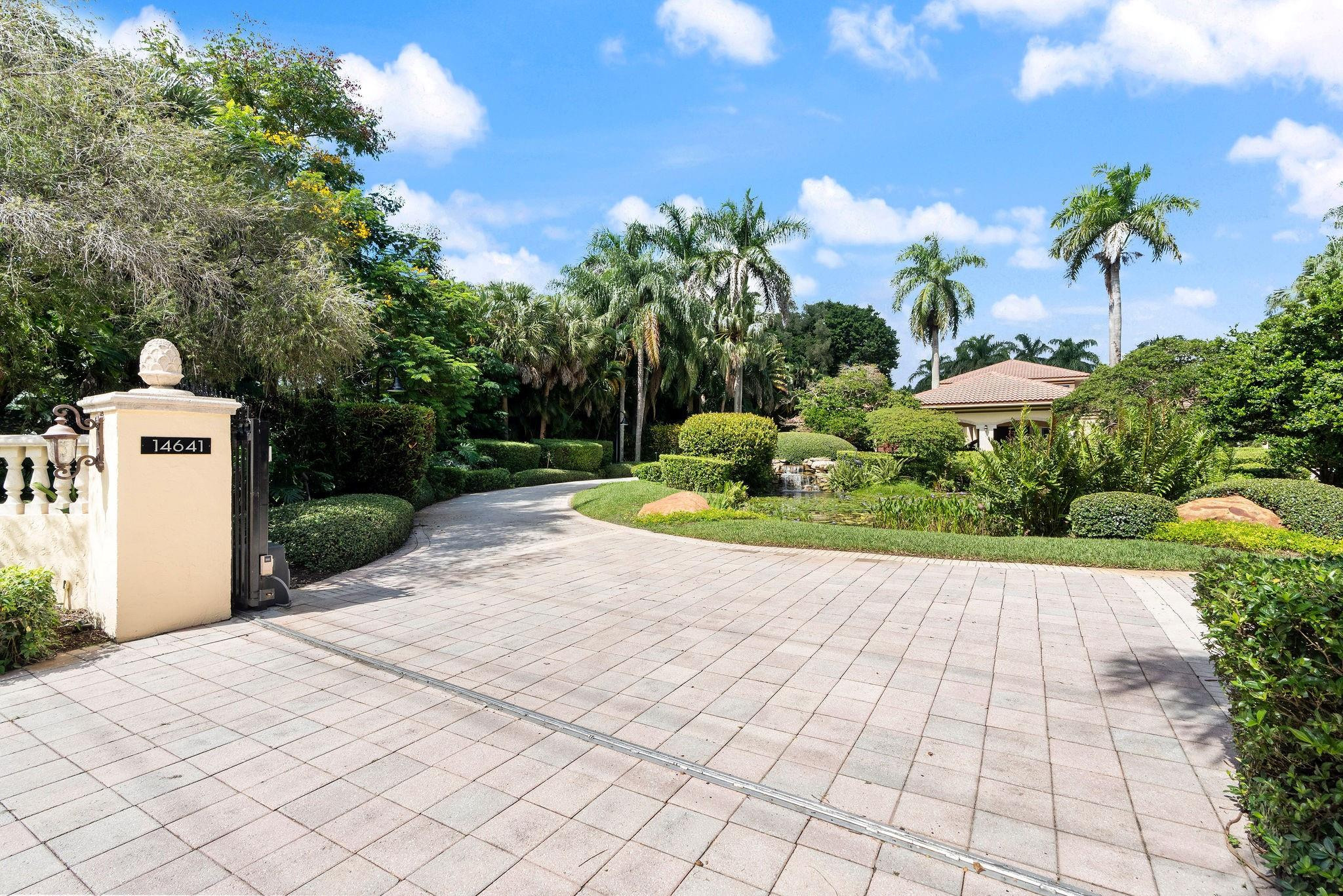 SUNSHINE RANCHES - Residential