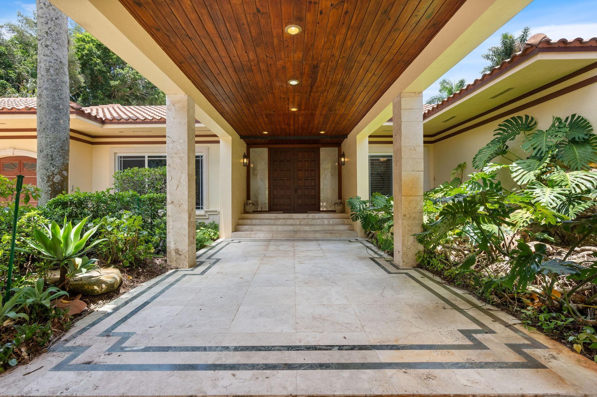 SUNSHINE RANCHES - Residential