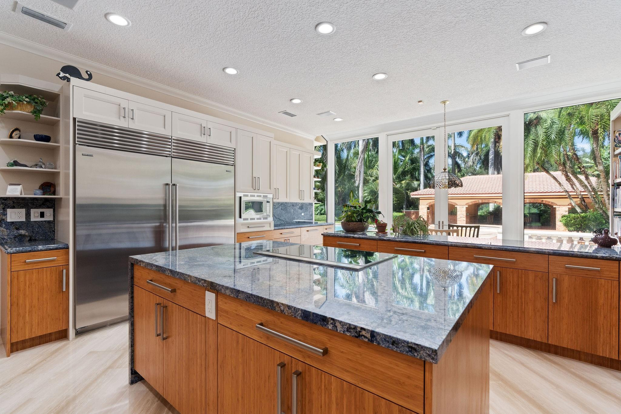 SUNSHINE RANCHES - Residential