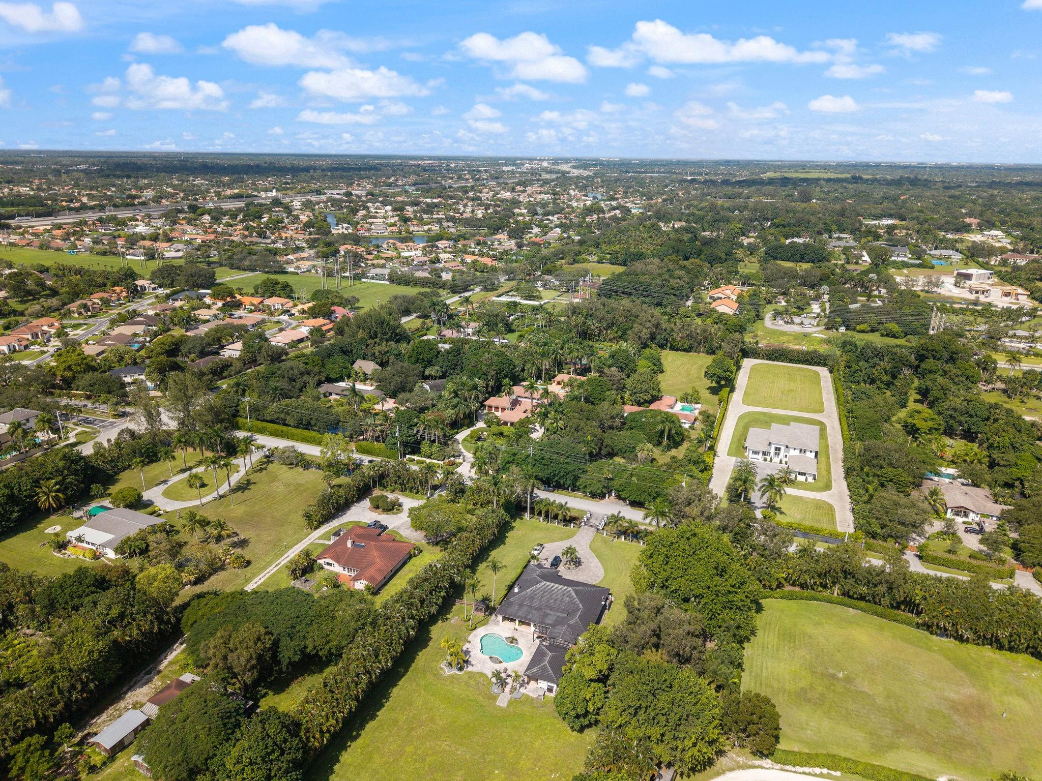 SUNSHINE RANCHES - Residential