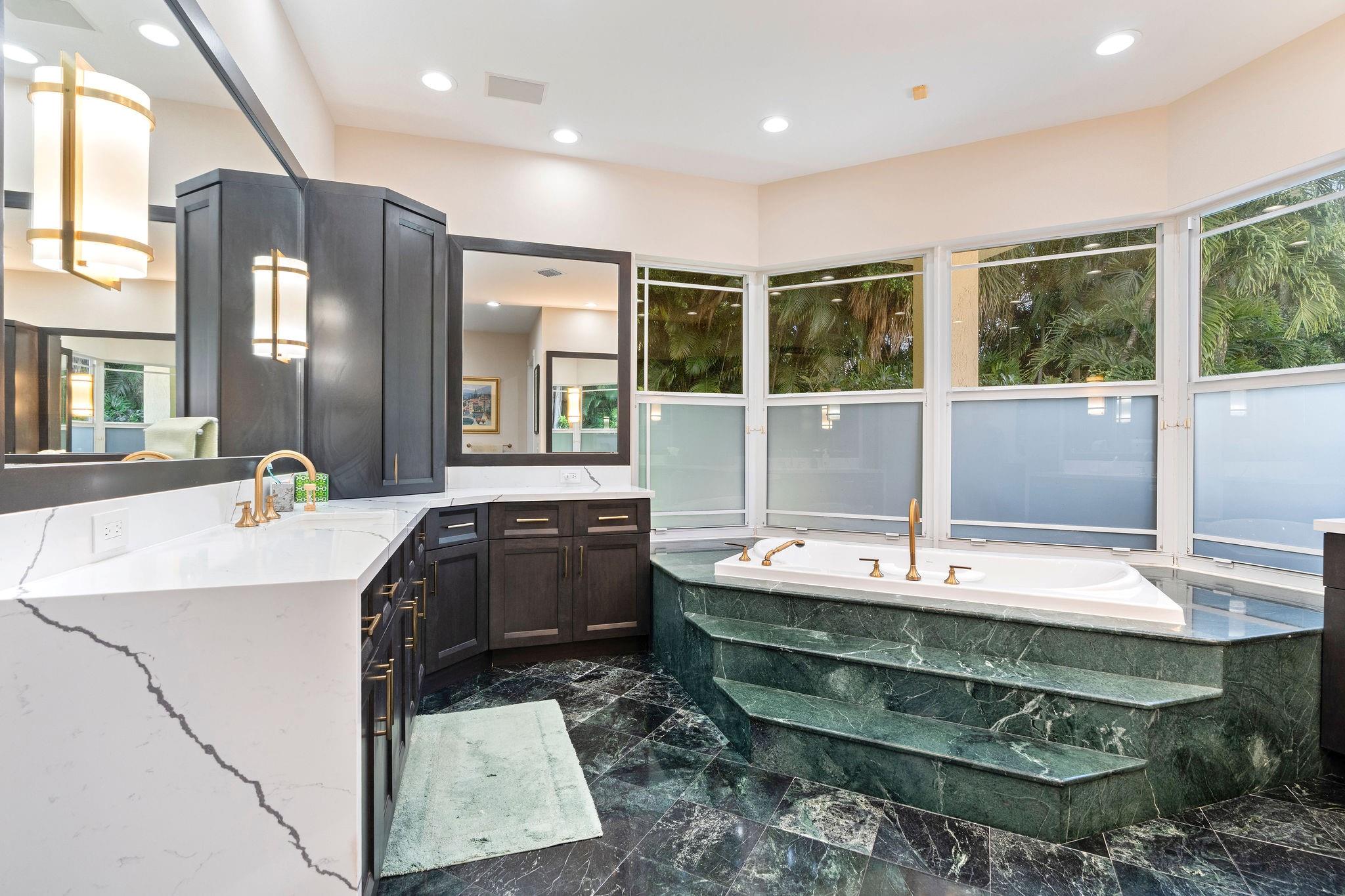 SUNSHINE RANCHES - Residential