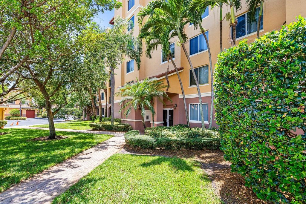 Photo of 1000 Scotia Drive #604, Hypoluxo, FL 33462 (MLS # R11112517)