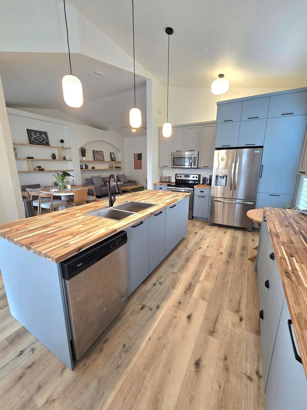 Photo of 6001 Spring Lake Terrace, Fort Pierce, FL 34951 (MLS # R11115550)