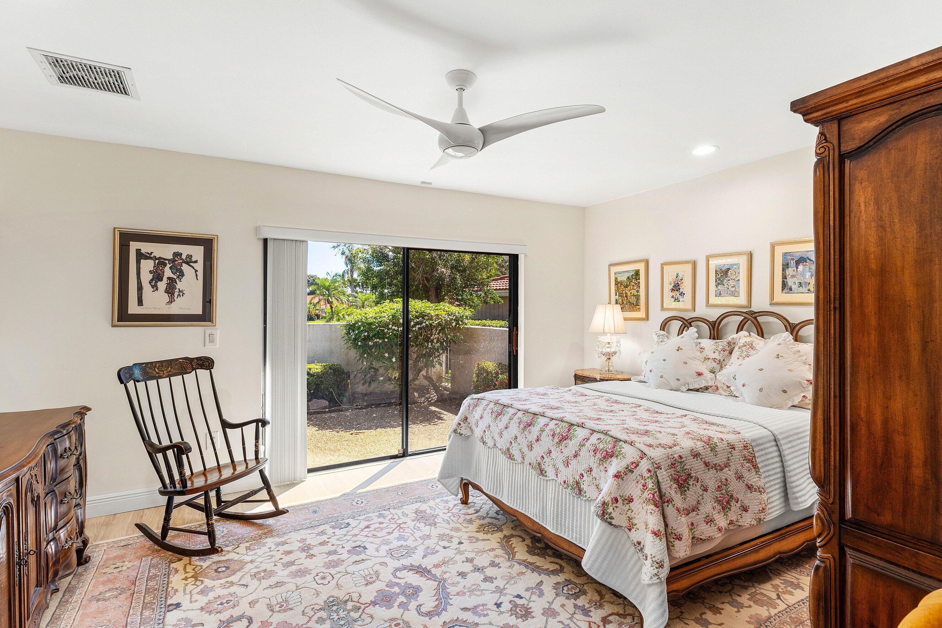 ESTATES AT HUNTERS RUN CONDO - Residential