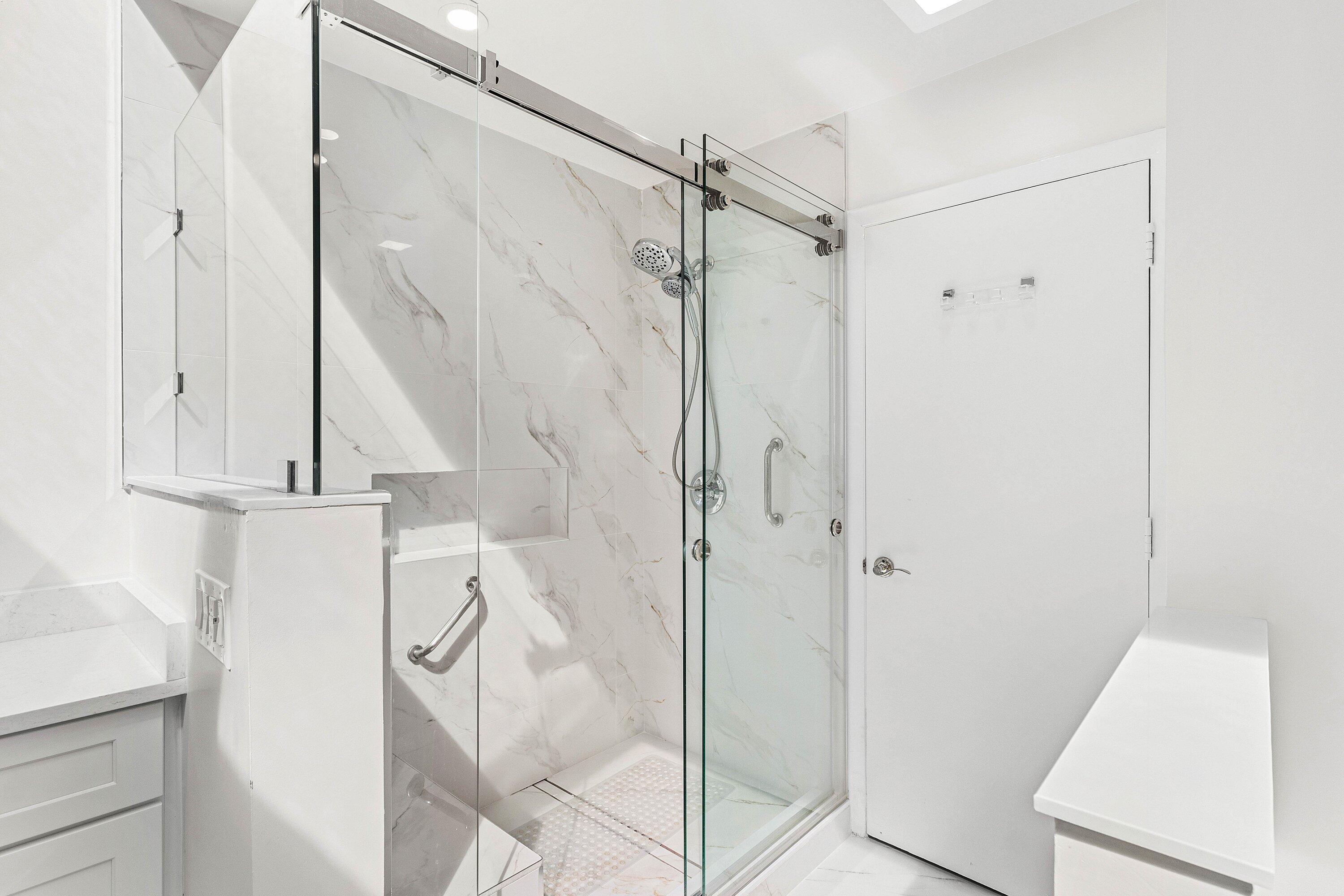 ESTATES AT HUNTERS RUN CONDO - Residential