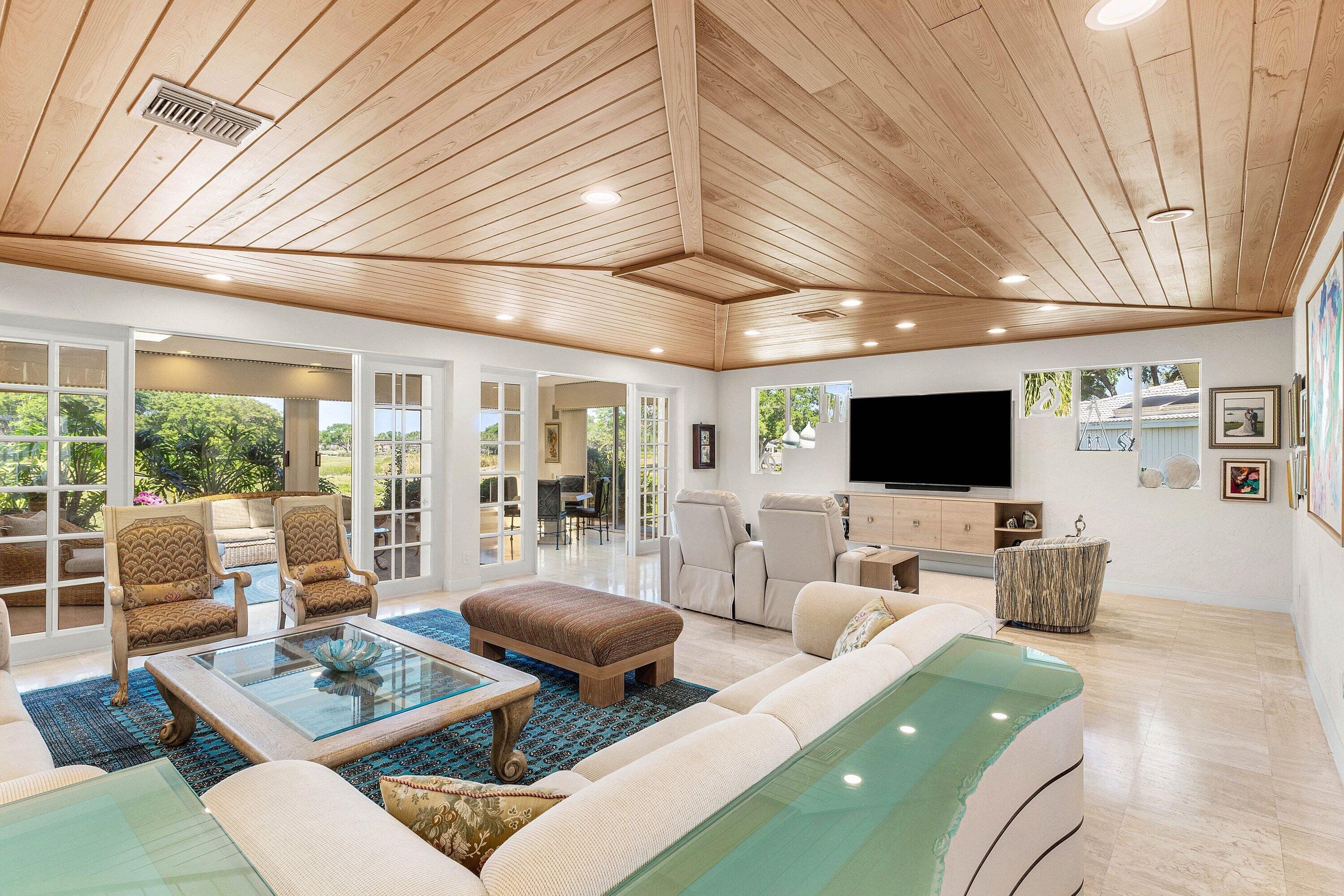 ESTATES AT HUNTERS RUN CONDO - Residential