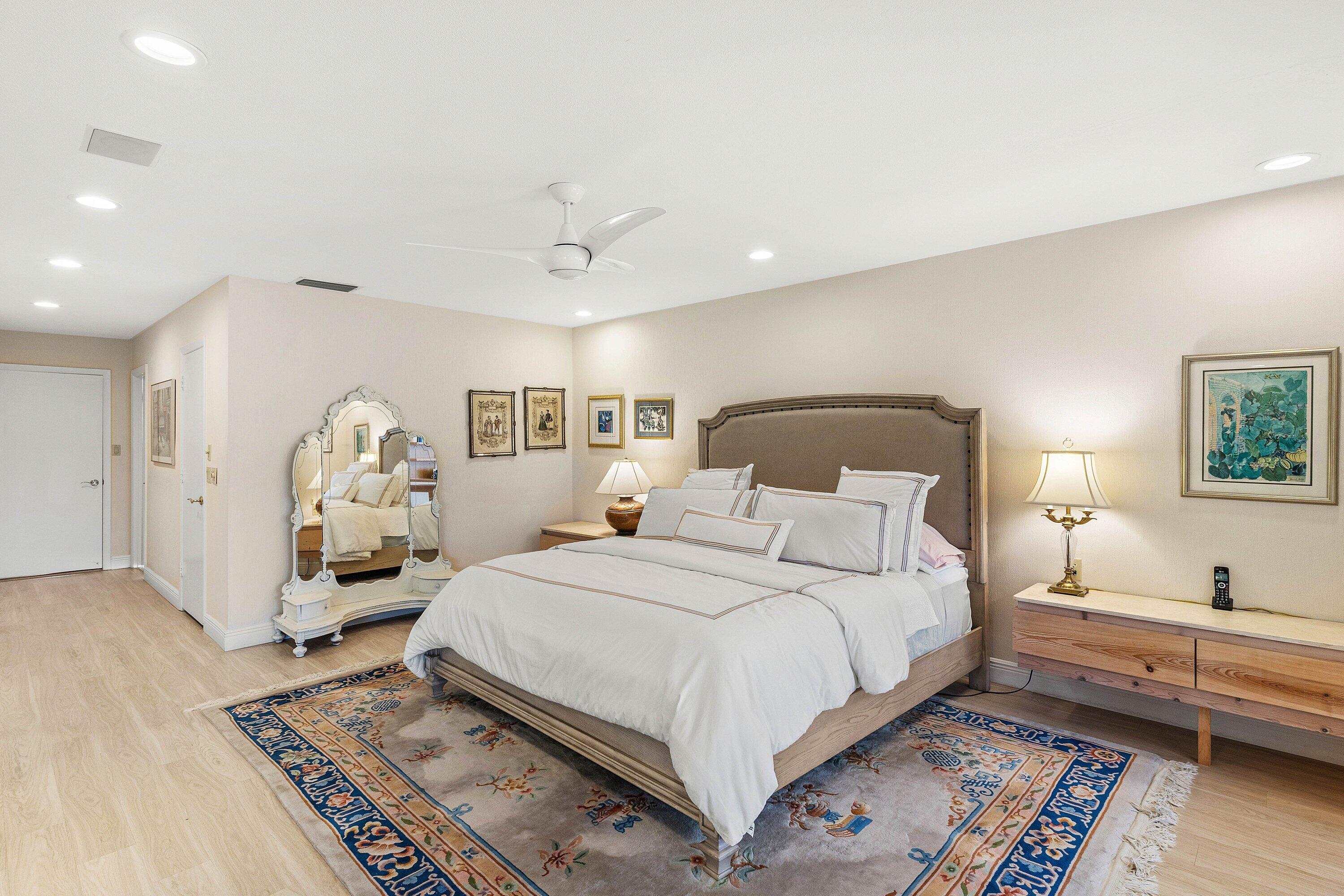 ESTATES AT HUNTERS RUN CONDO - Residential