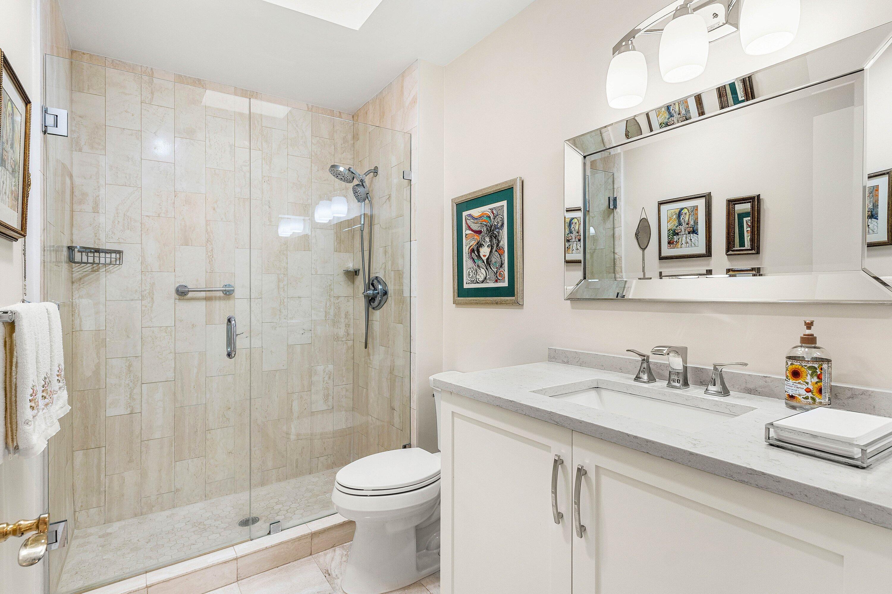 ESTATES AT HUNTERS RUN CONDO - Residential