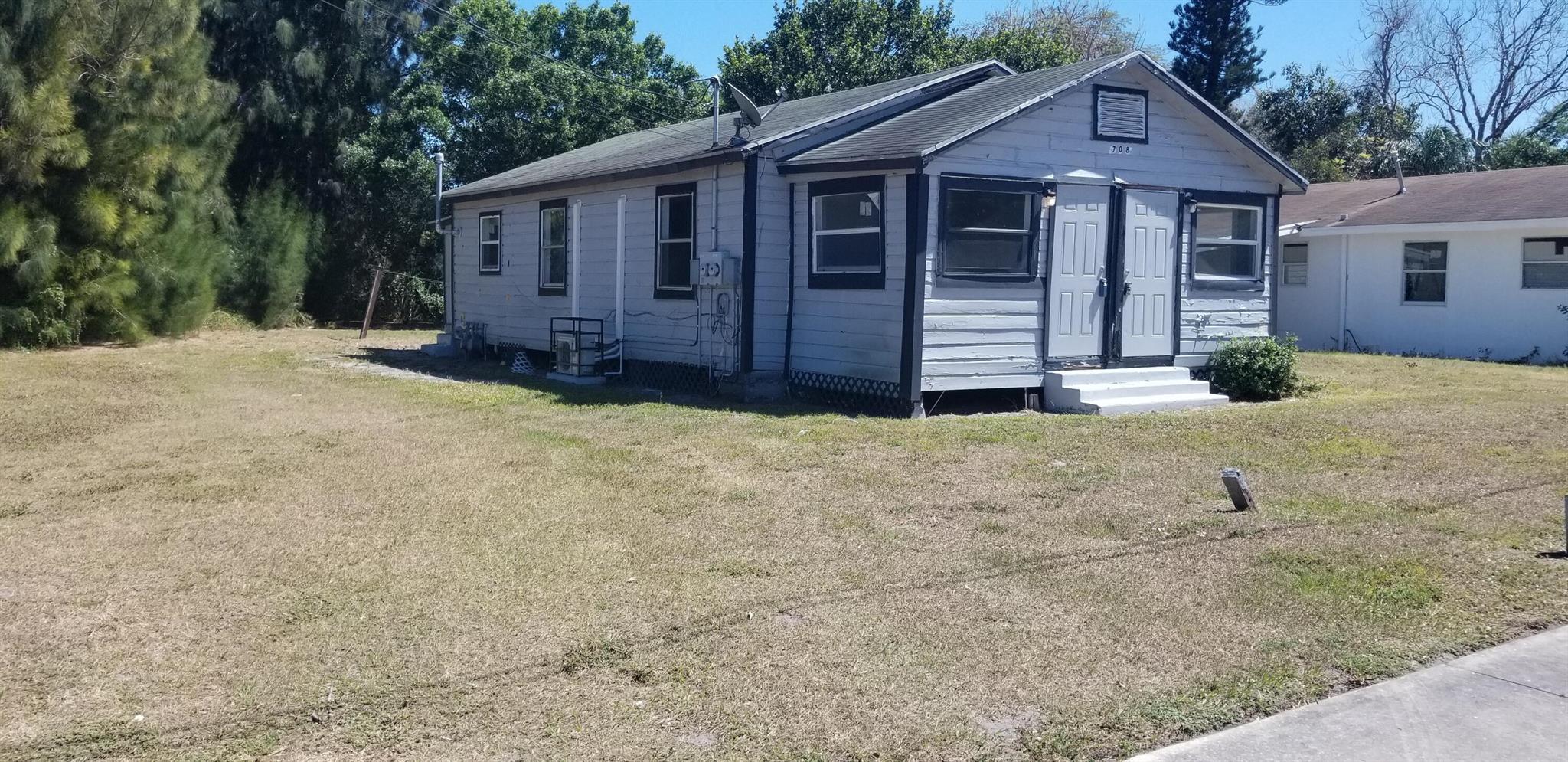 Duplex Unit B (LH Side) - Remodeled 1 bedroom, another pass-through bedroom, a Den/Office/Living room. Full kitchen with new refrigerator, new gas stove, granite countertop, new cabinets. New AC system and gas water heater. New laminate flooring and interior paint. Comes with private back patio and back yard. Come take a look.