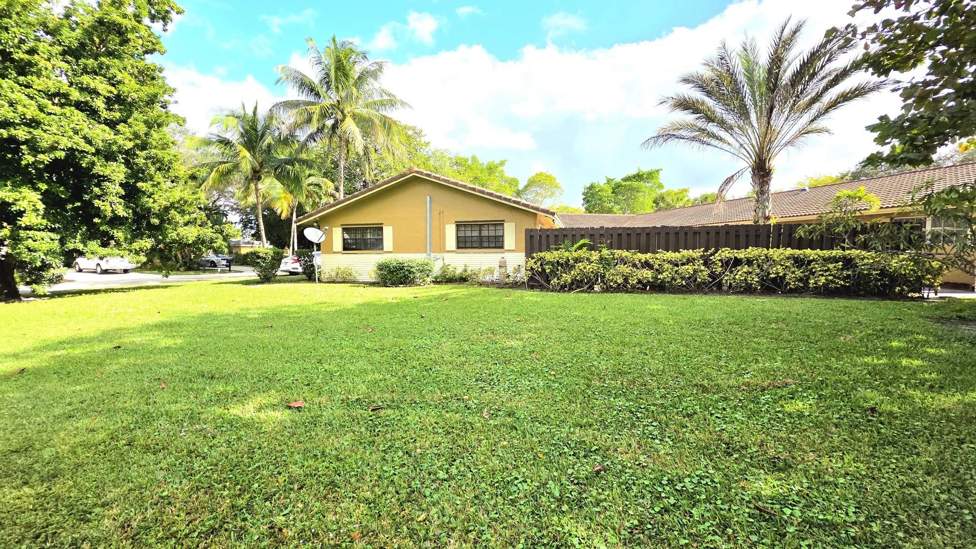 Coral Spgs Lakes 68-12 B - Residential Lease