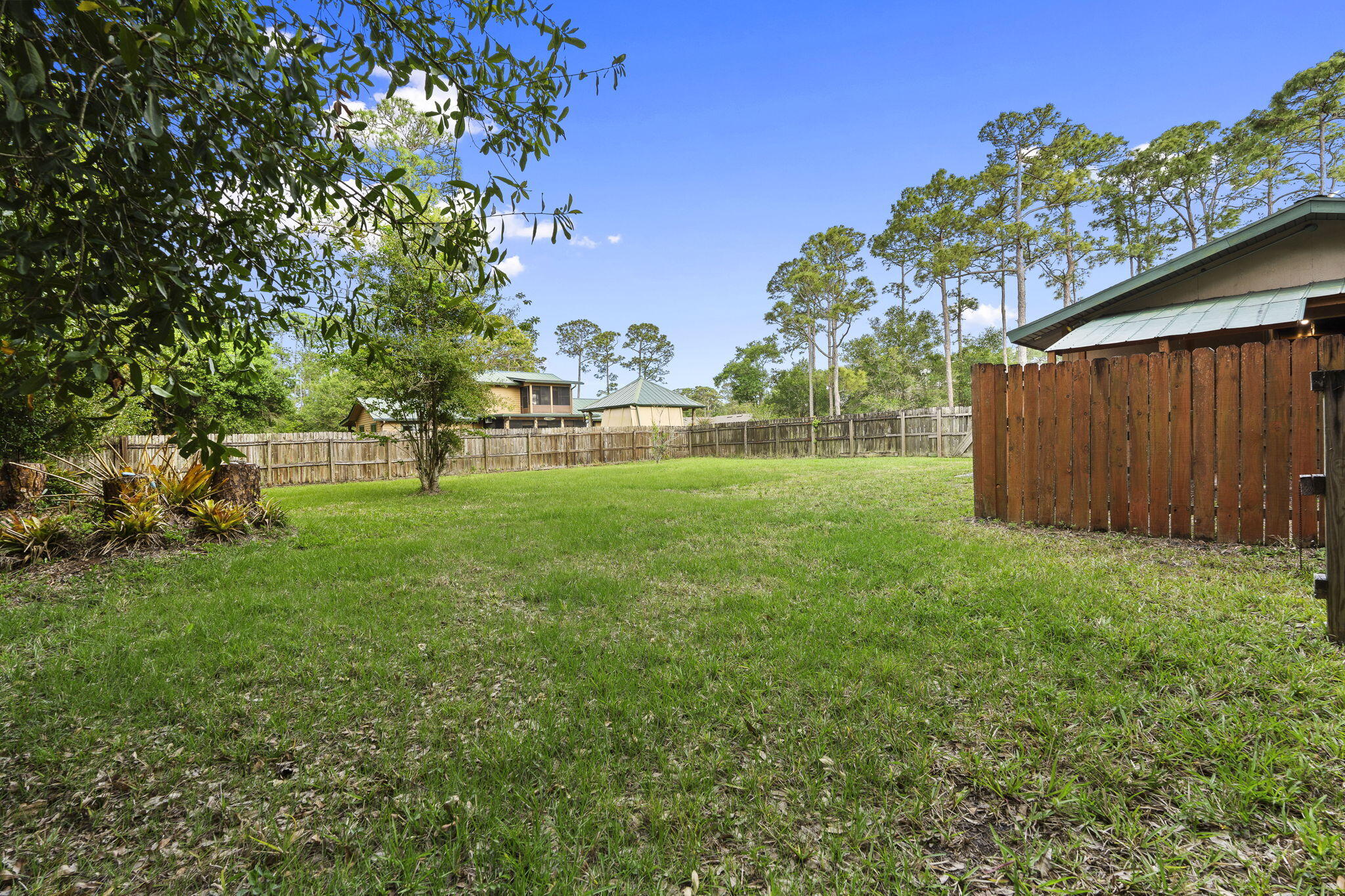 METES AND BOUNDS - Residential