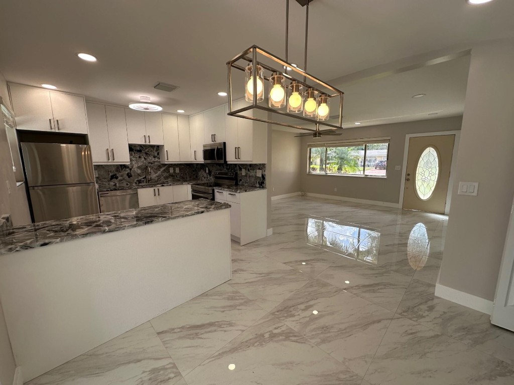 Melrose Park Sec 4 29-48 - Residential Lease