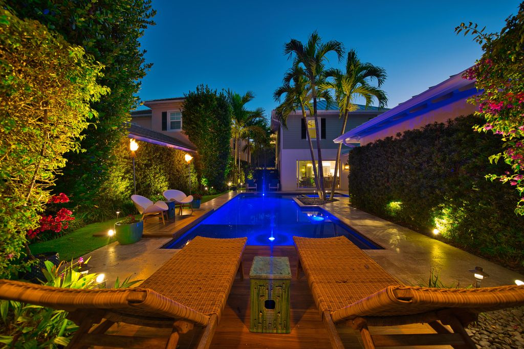 Photo of 1817 Dakota Drive, Jupiter, FL 33458 (MLS # R11160583)