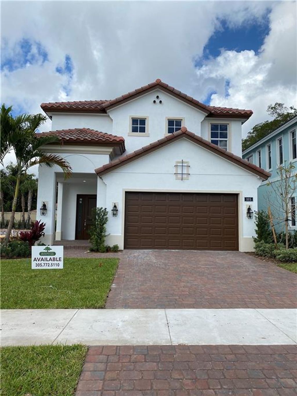 Photo of 105 Bonnette Hunt Club Ln, Palm Beach Gardens, FL 33418 (MLS # F10277254)