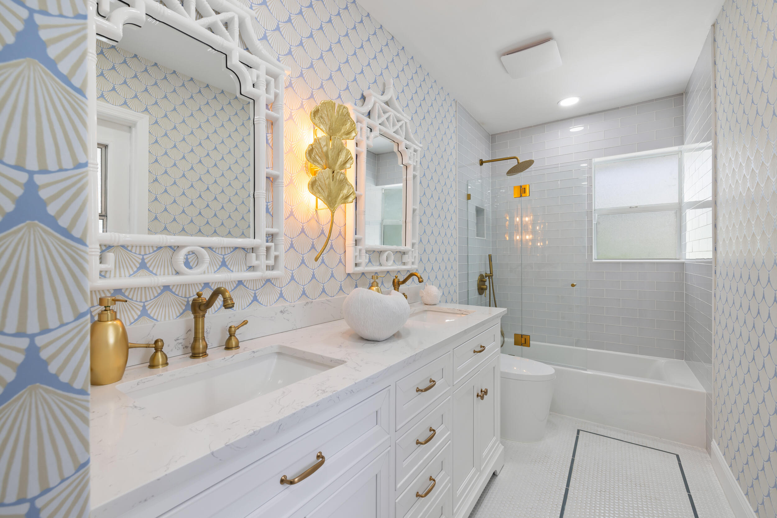 RIDGEWOOD ESTATES - Residential Lease
