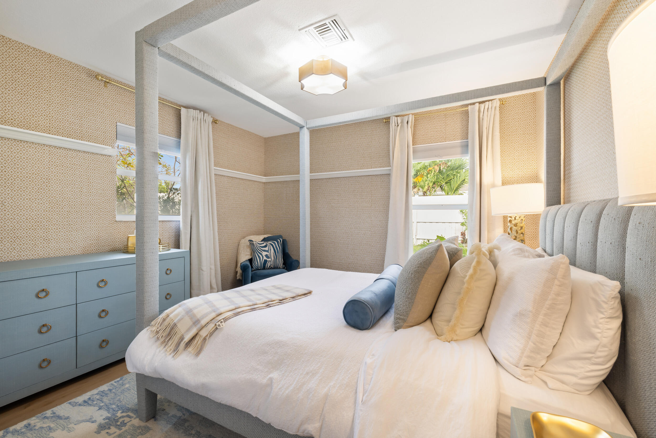 RIDGEWOOD ESTATES - Residential Lease