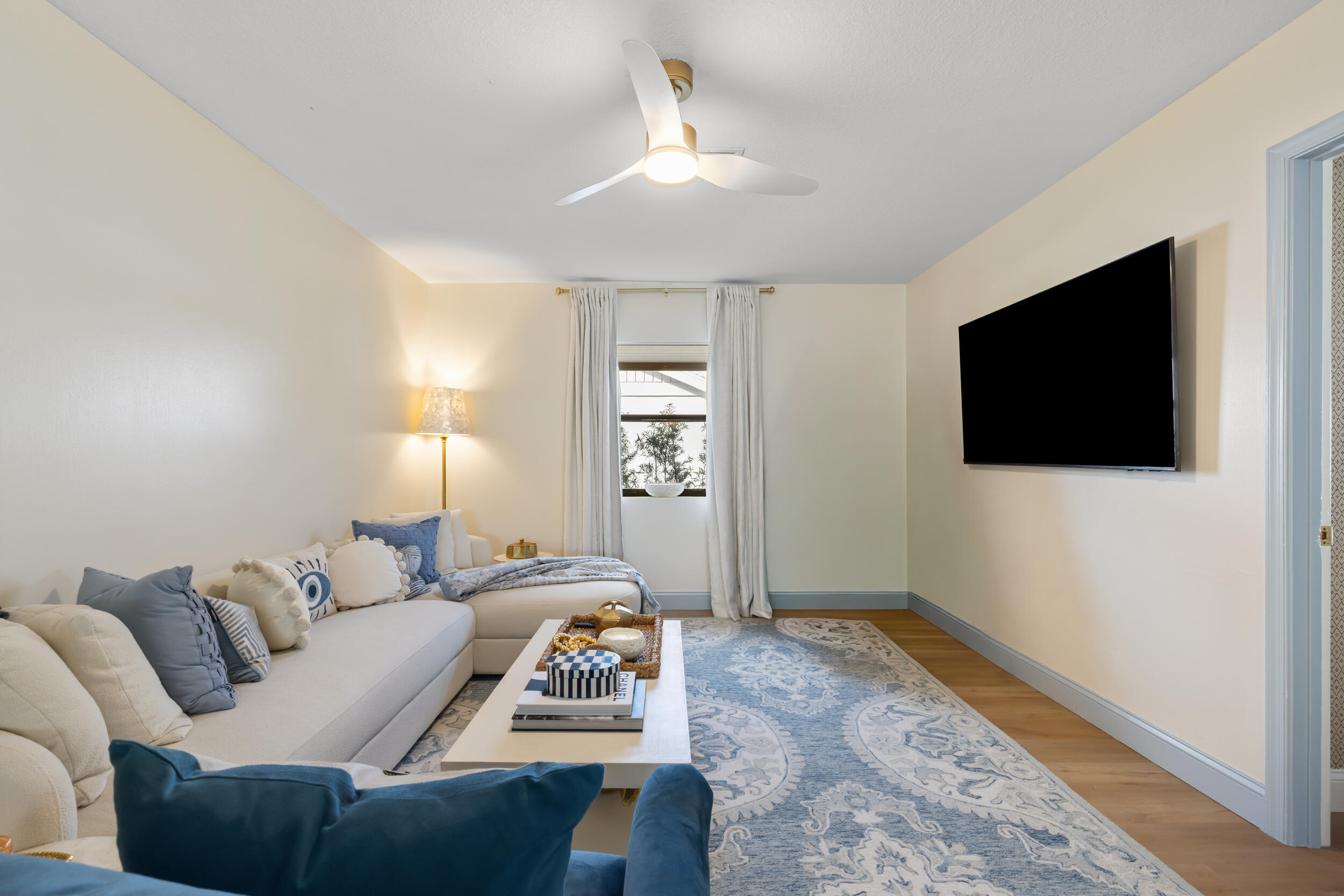 RIDGEWOOD ESTATES - Residential Lease