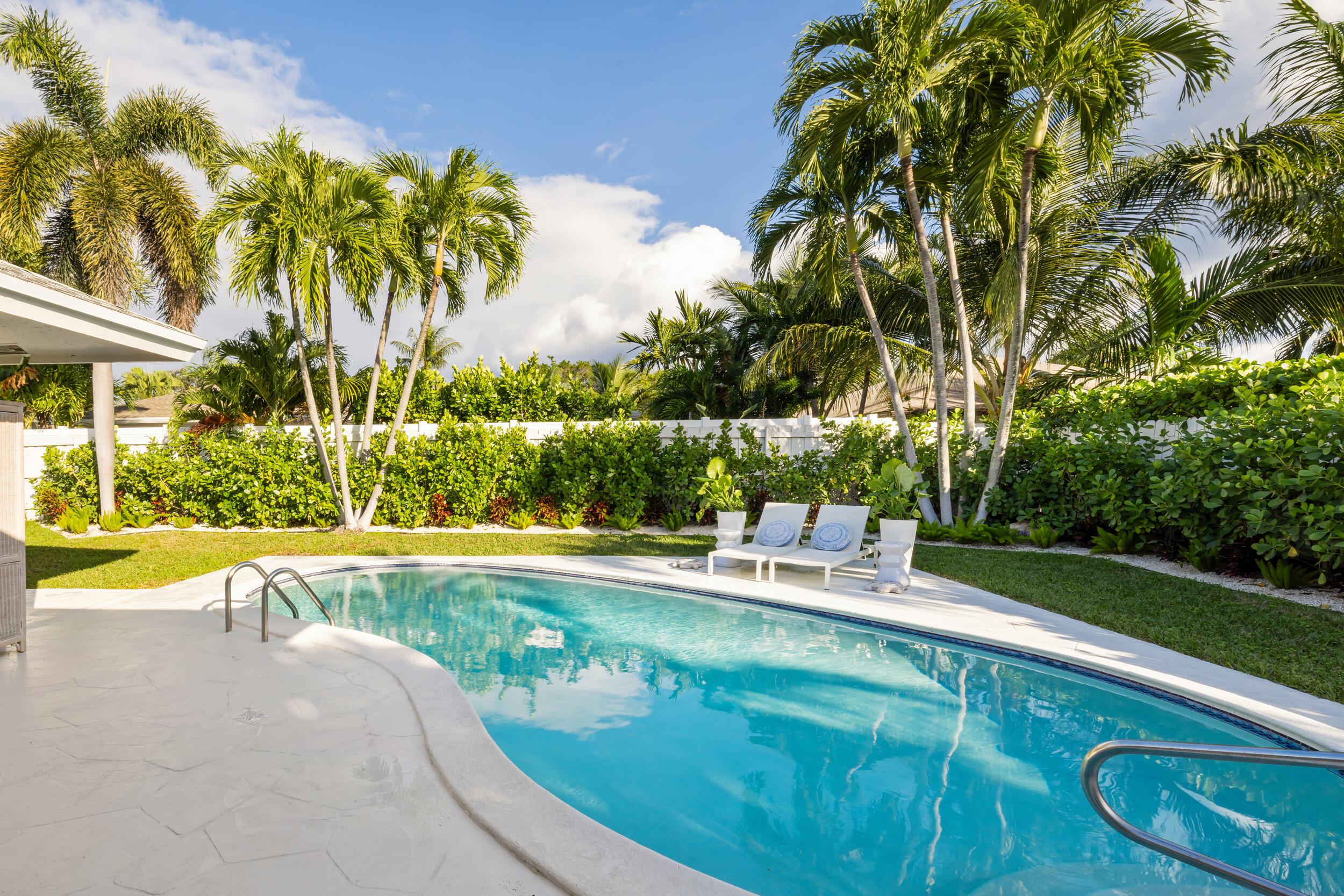 RIDGEWOOD ESTATES - Residential Lease