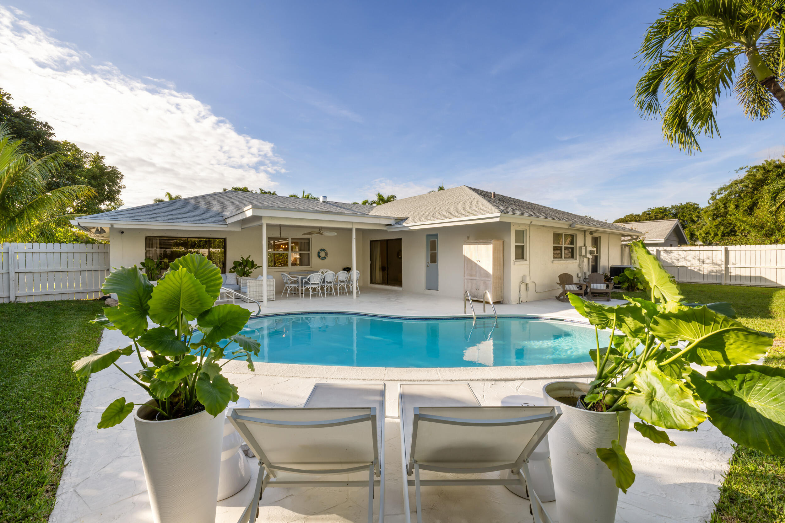 RIDGEWOOD ESTATES - Residential Lease