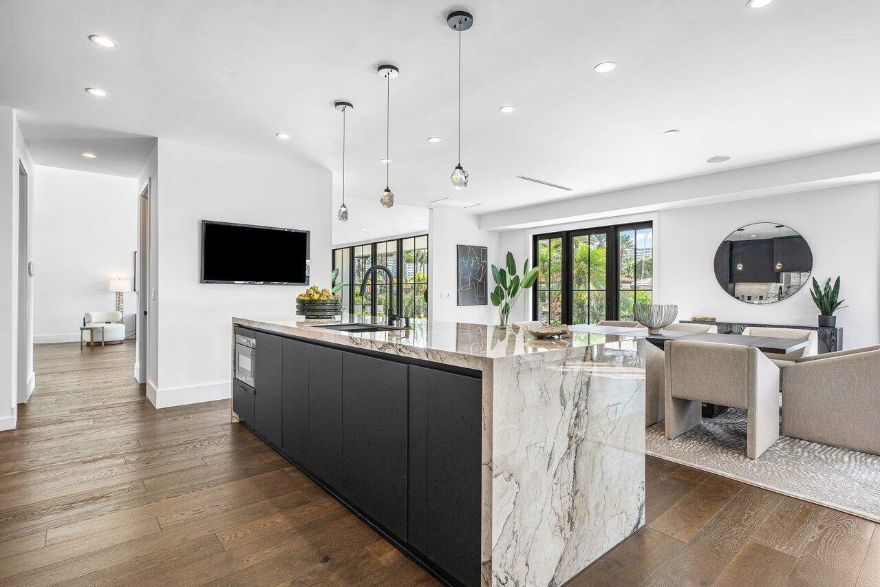 CORAL RIDGE COUNTRY CLUB - Residential