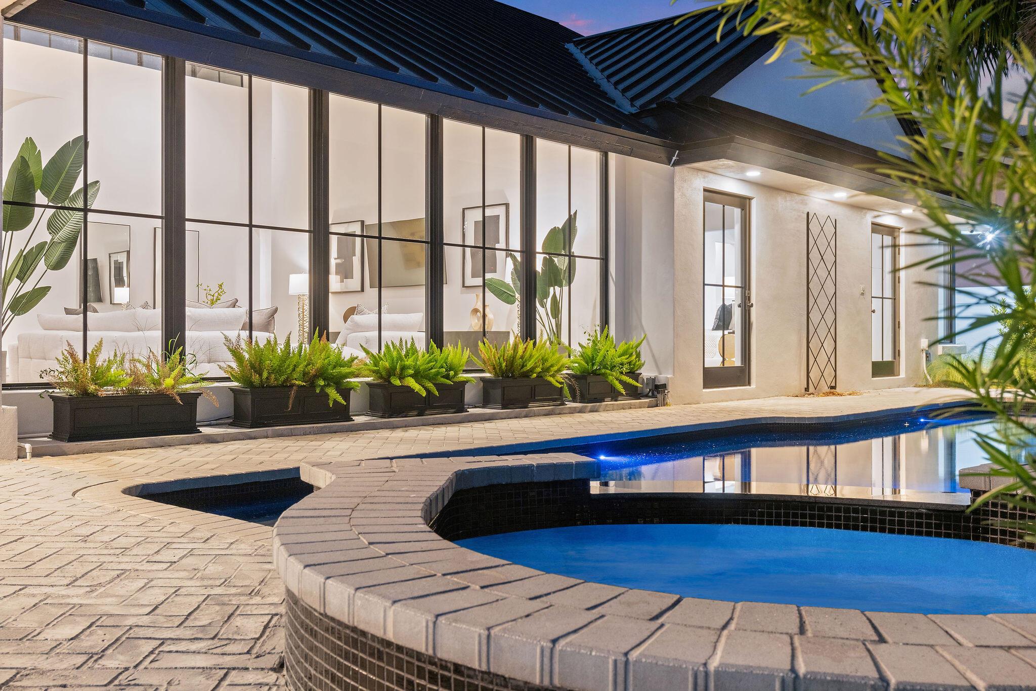 CORAL RIDGE COUNTRY CLUB - Residential