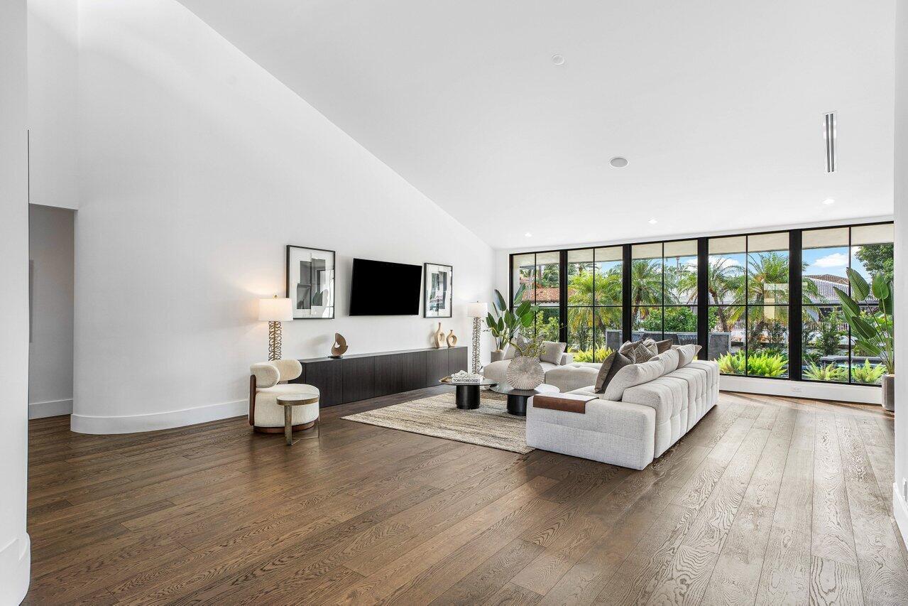 CORAL RIDGE COUNTRY CLUB - Residential