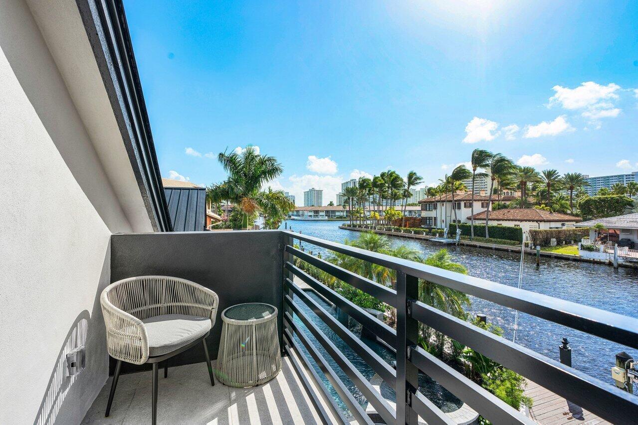 CORAL RIDGE COUNTRY CLUB - Residential