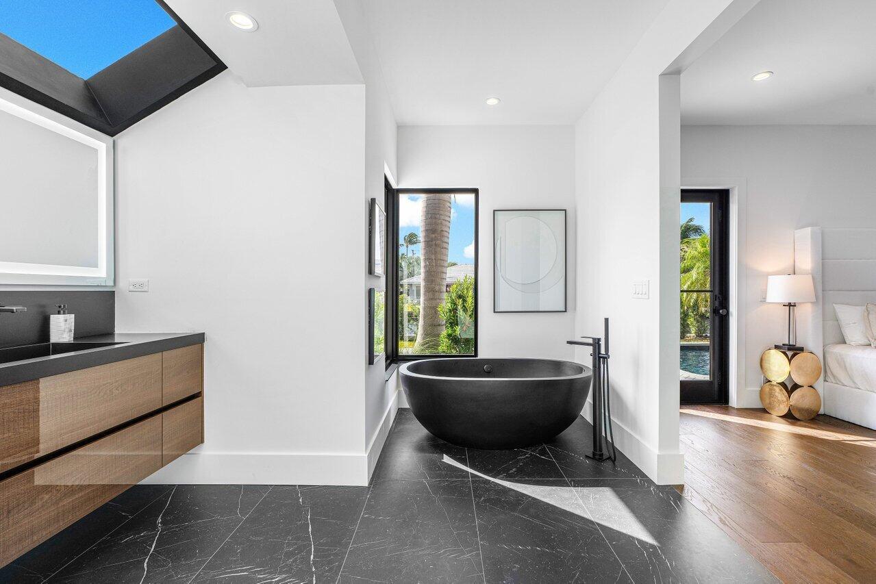 CORAL RIDGE COUNTRY CLUB - Residential