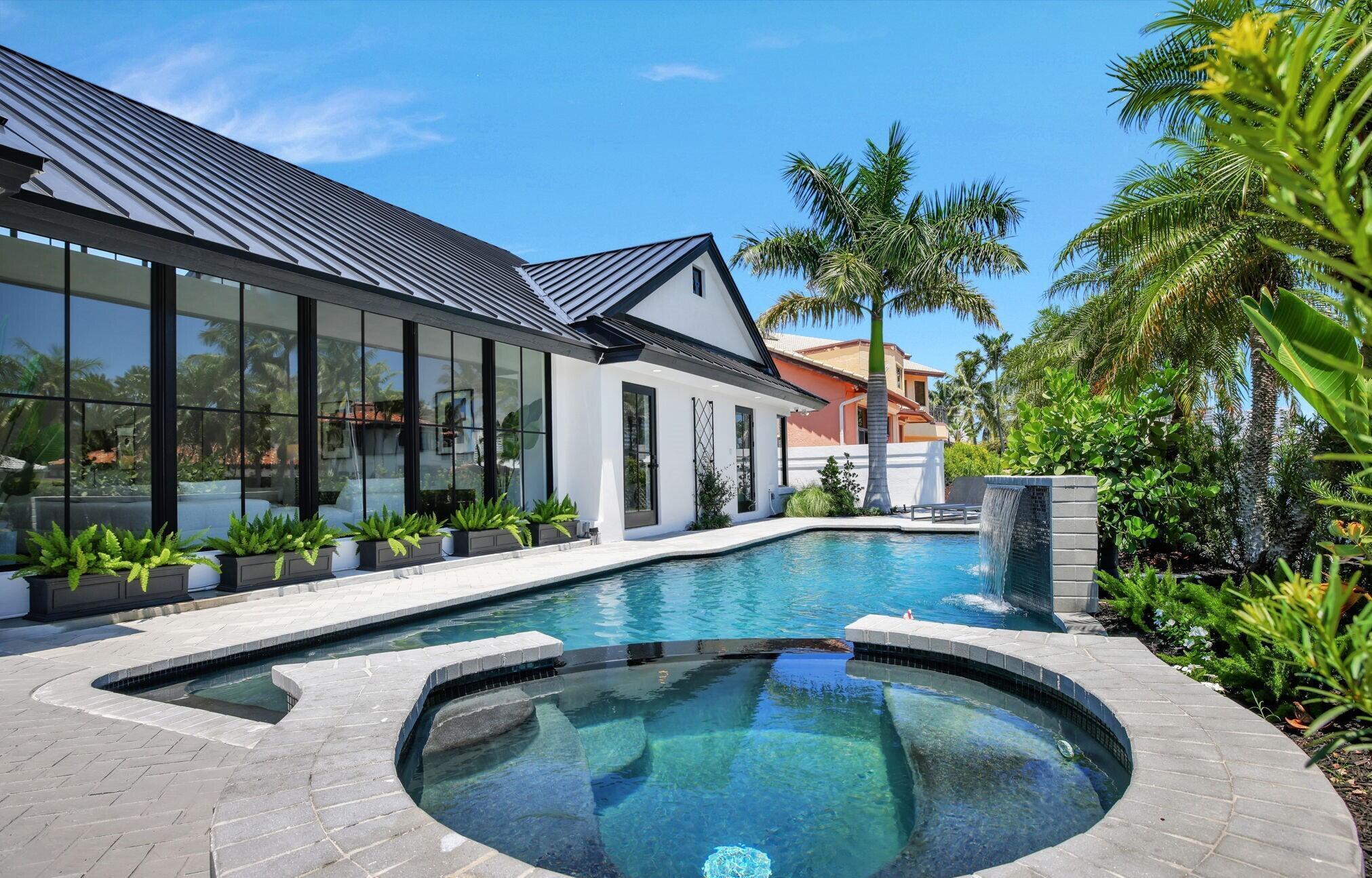 CORAL RIDGE COUNTRY CLUB - Residential