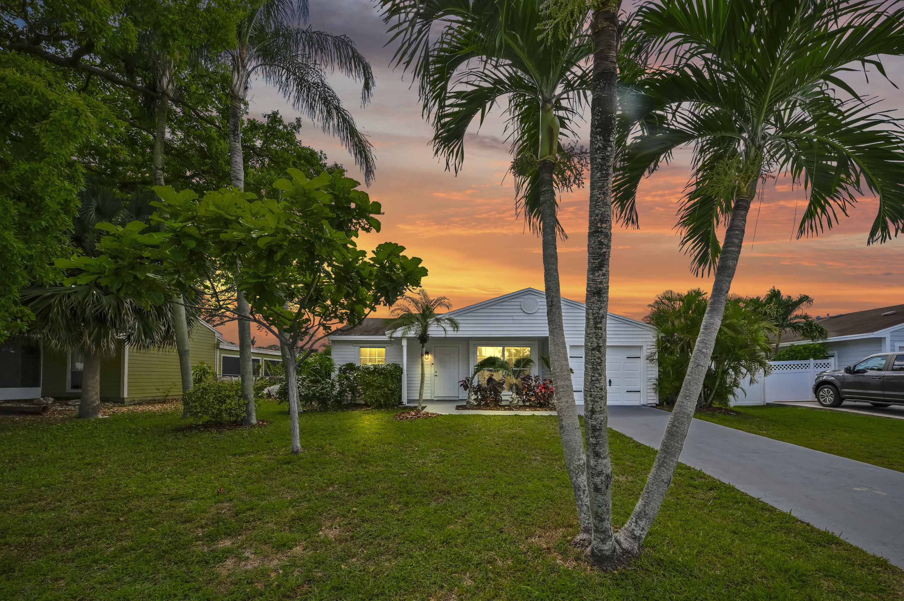 TARTAN LAKES - Residential