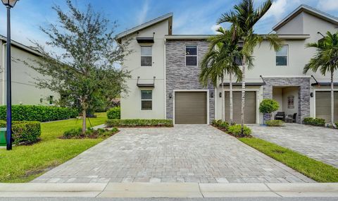 A home in Lake Worth