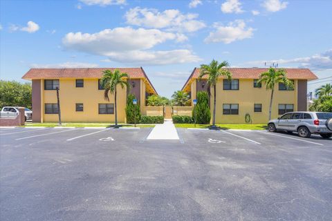 A home in Lake Worth Beach