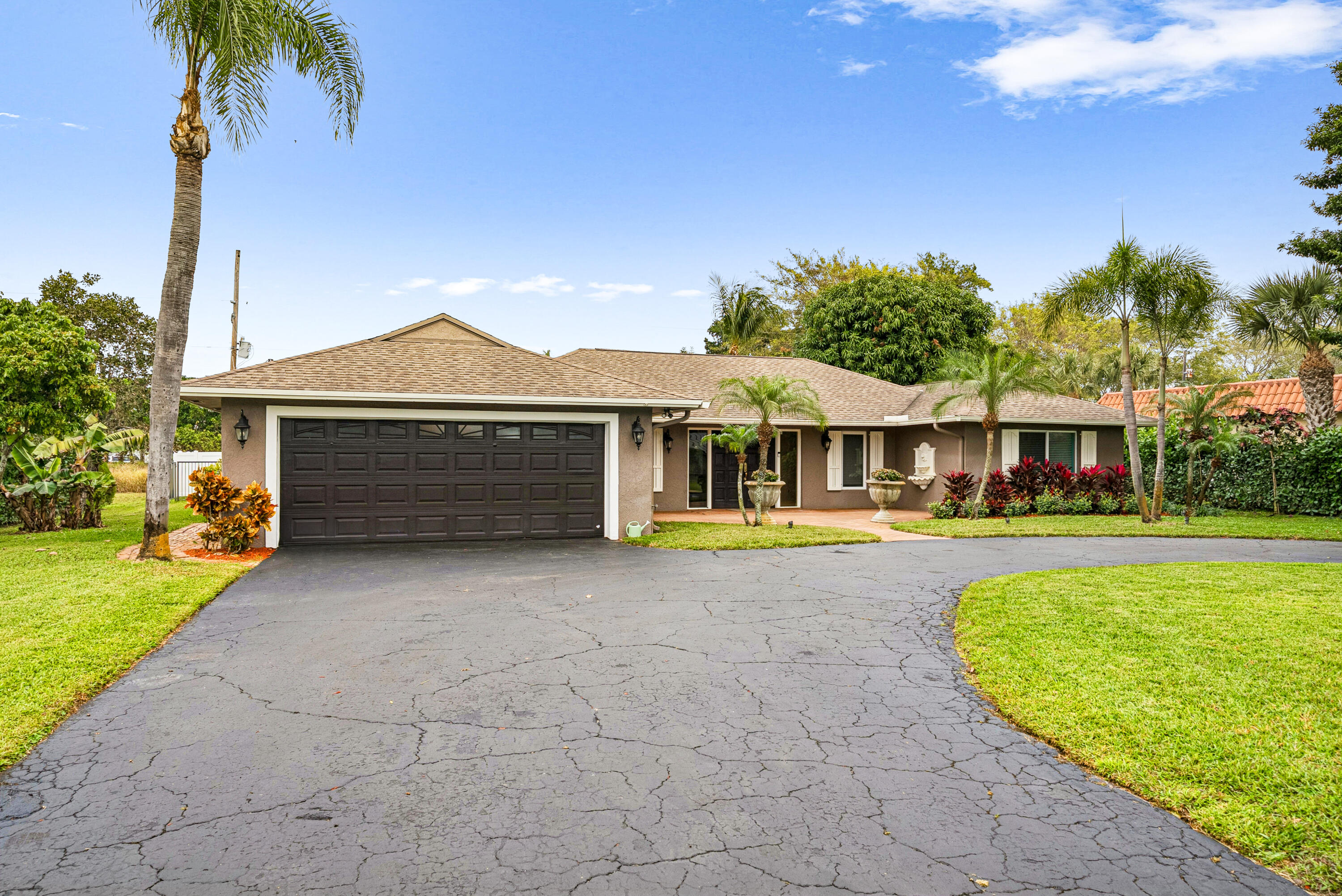 SHERWOOD PARK - Residential