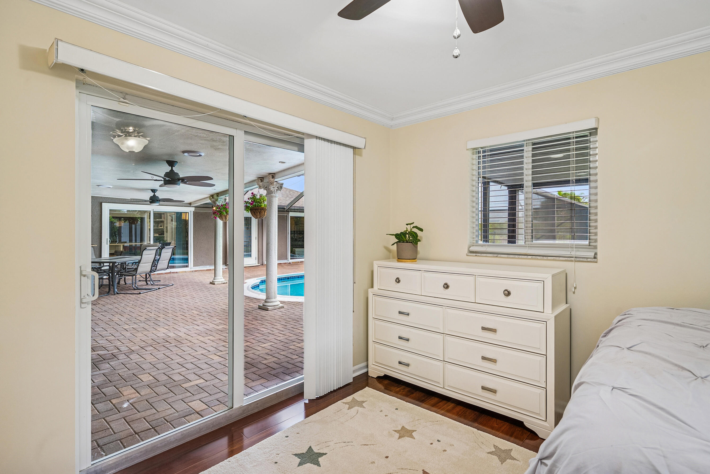 SHERWOOD PARK - Residential