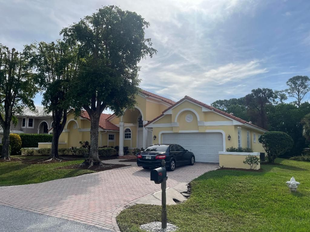 Photo of 8805 SE Riverfront Terrace, Tequesta, FL 33469 (MLS # R10927229)