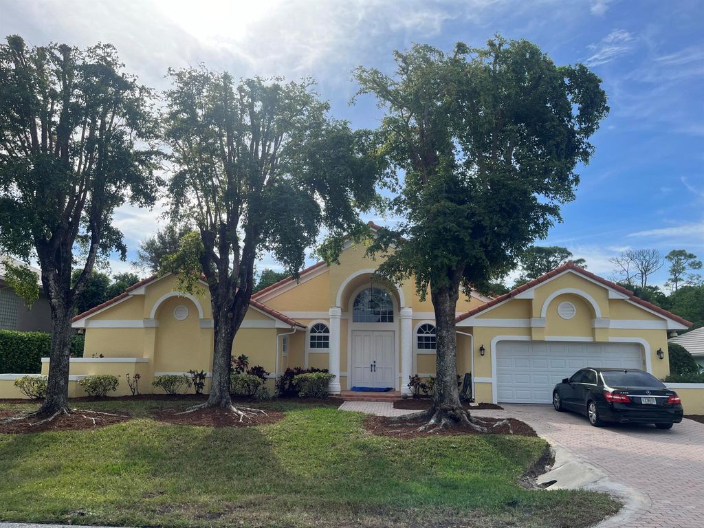 Photo of 8805 SE Riverfront Terrace, Tequesta, FL 33469 (MLS # R10927229)