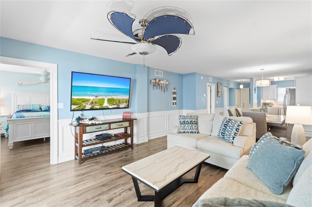 Hillsboro Colonnade Condo - Residential Lease
