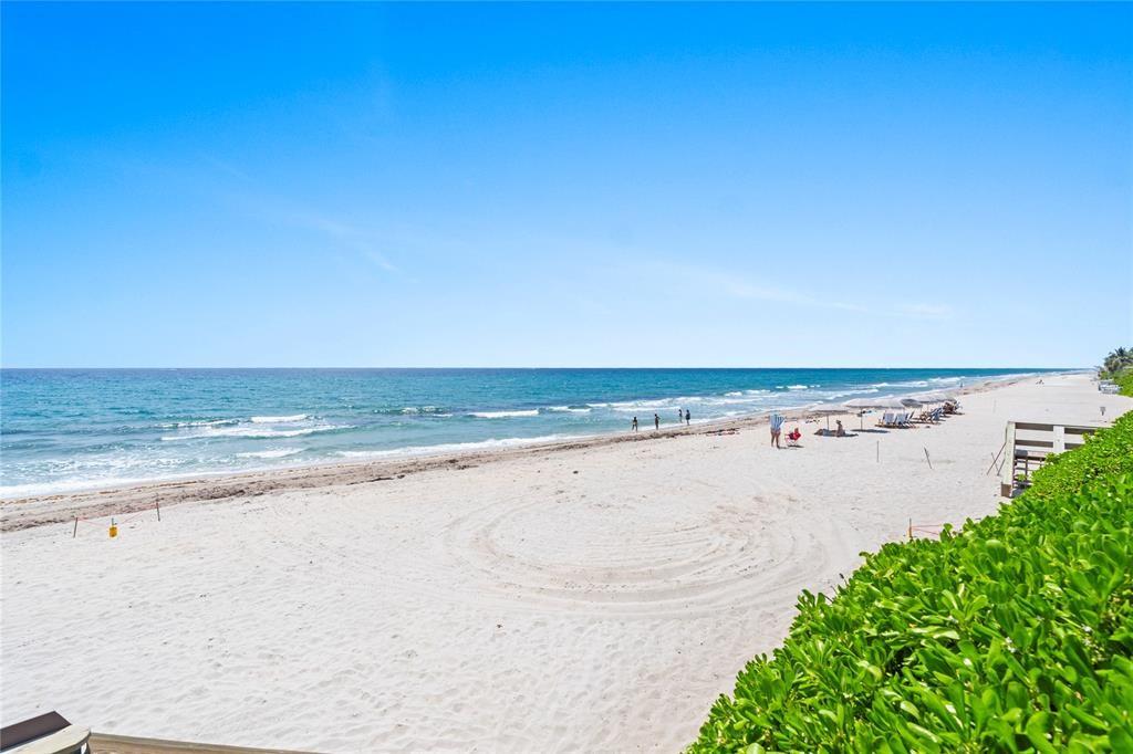 Hillsboro Colonnade Condo - Residential Lease