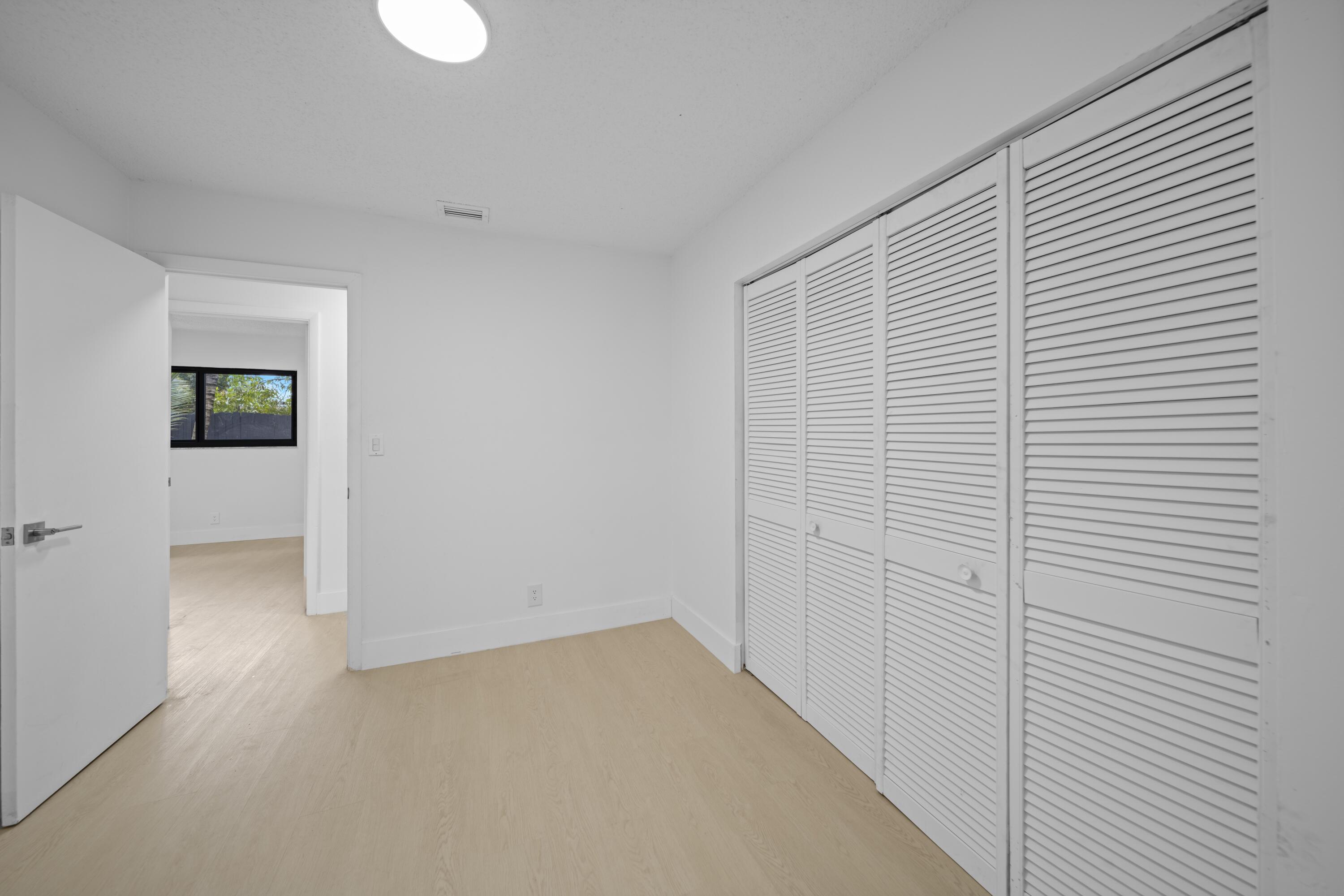 LAUDERDALE NORTH PARK SEC 4 - Residential
