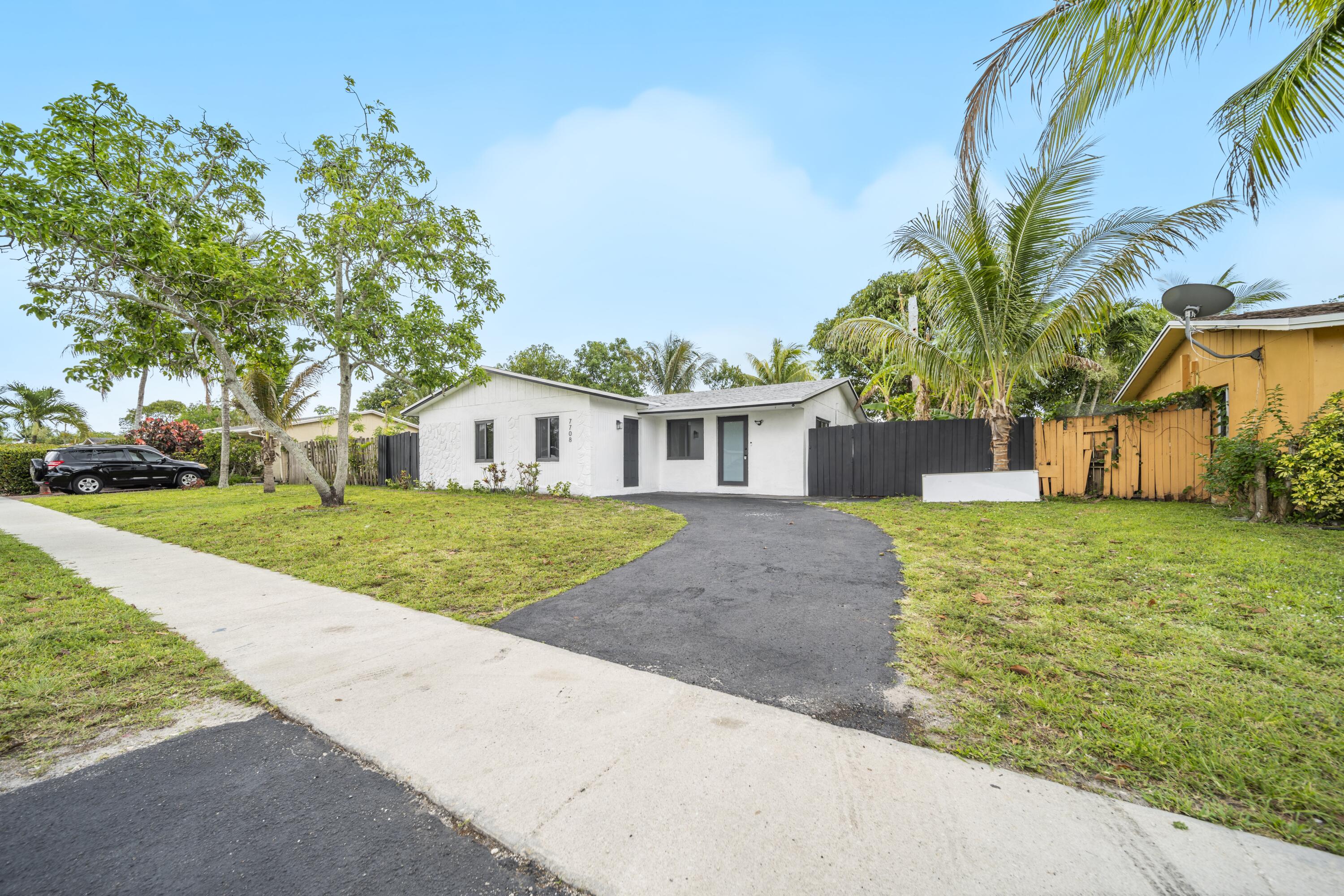 LAUDERDALE NORTH PARK SEC 4 - Residential