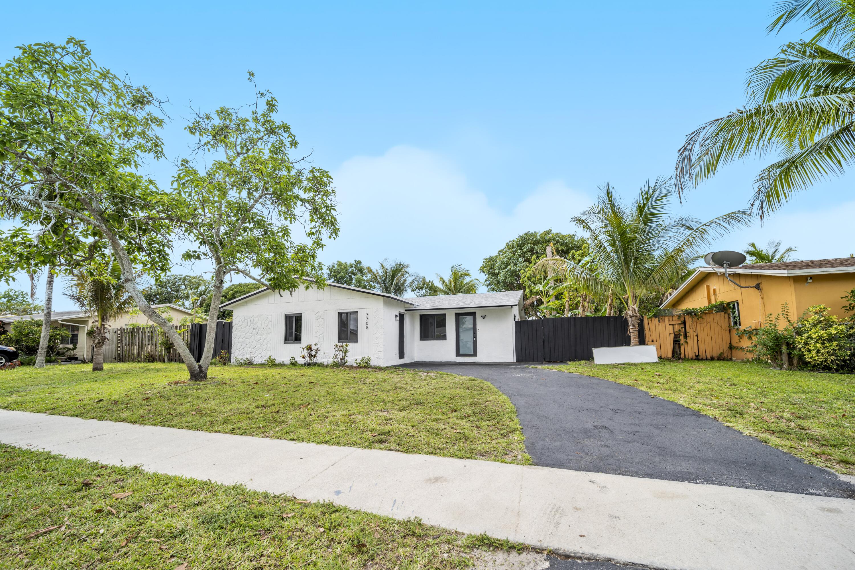 LAUDERDALE NORTH PARK SEC 4 - Residential