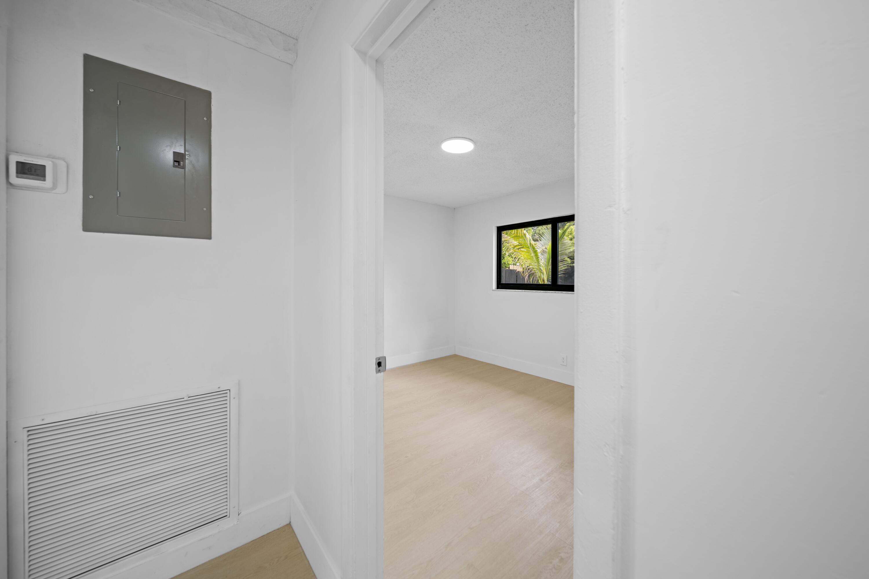 LAUDERDALE NORTH PARK SEC 4 - Residential
