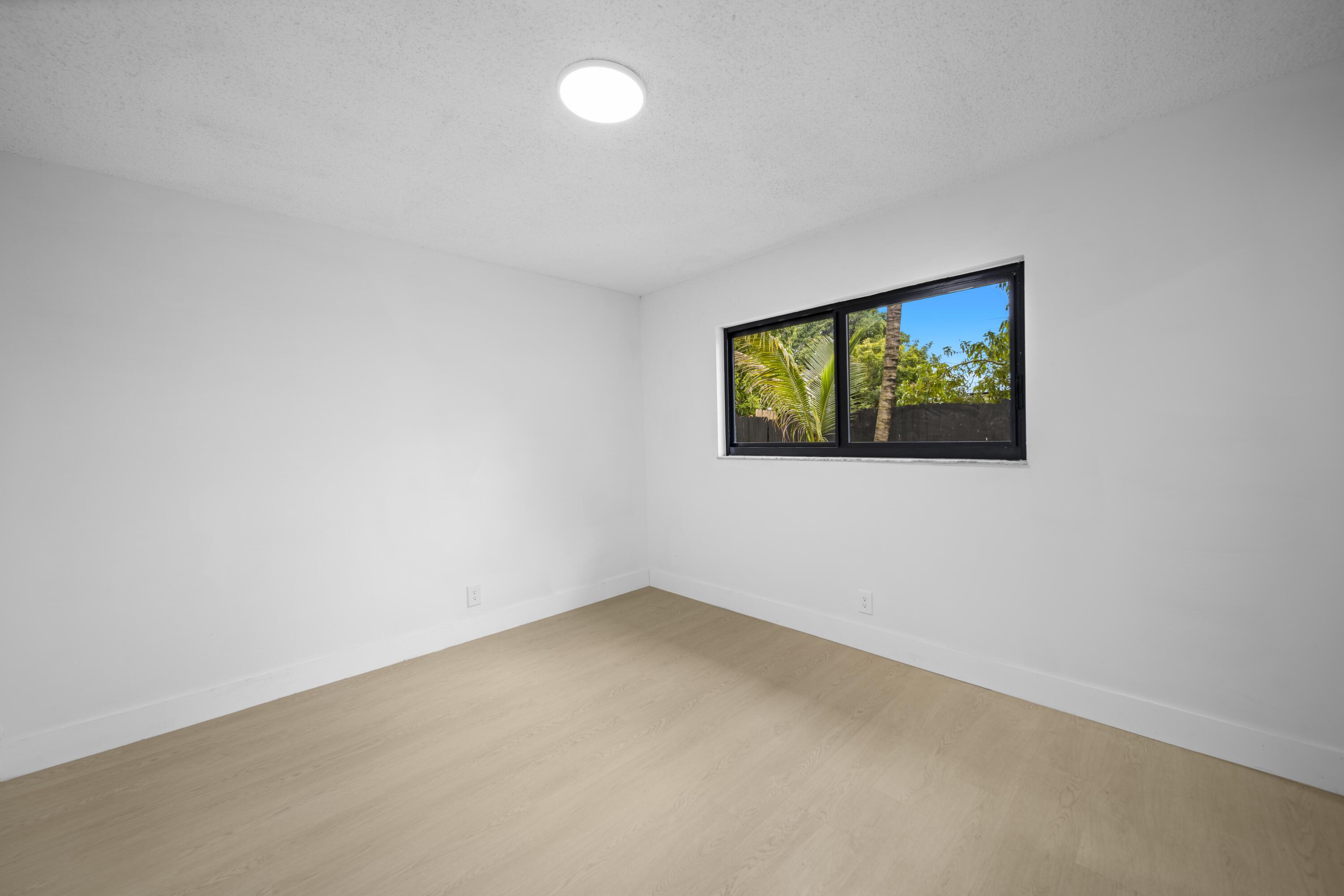 LAUDERDALE NORTH PARK SEC 4 - Residential