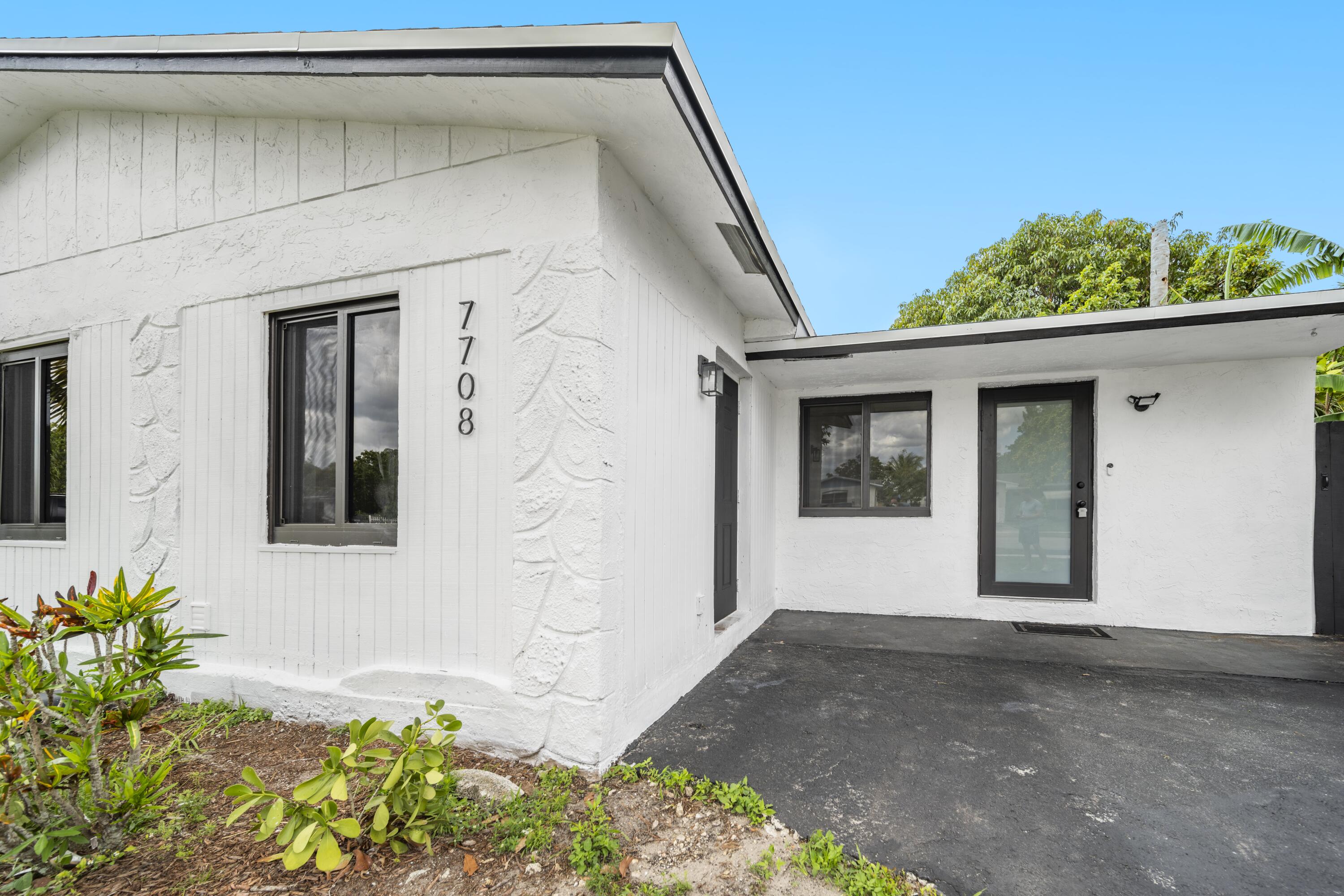 LAUDERDALE NORTH PARK SEC 4 - Residential