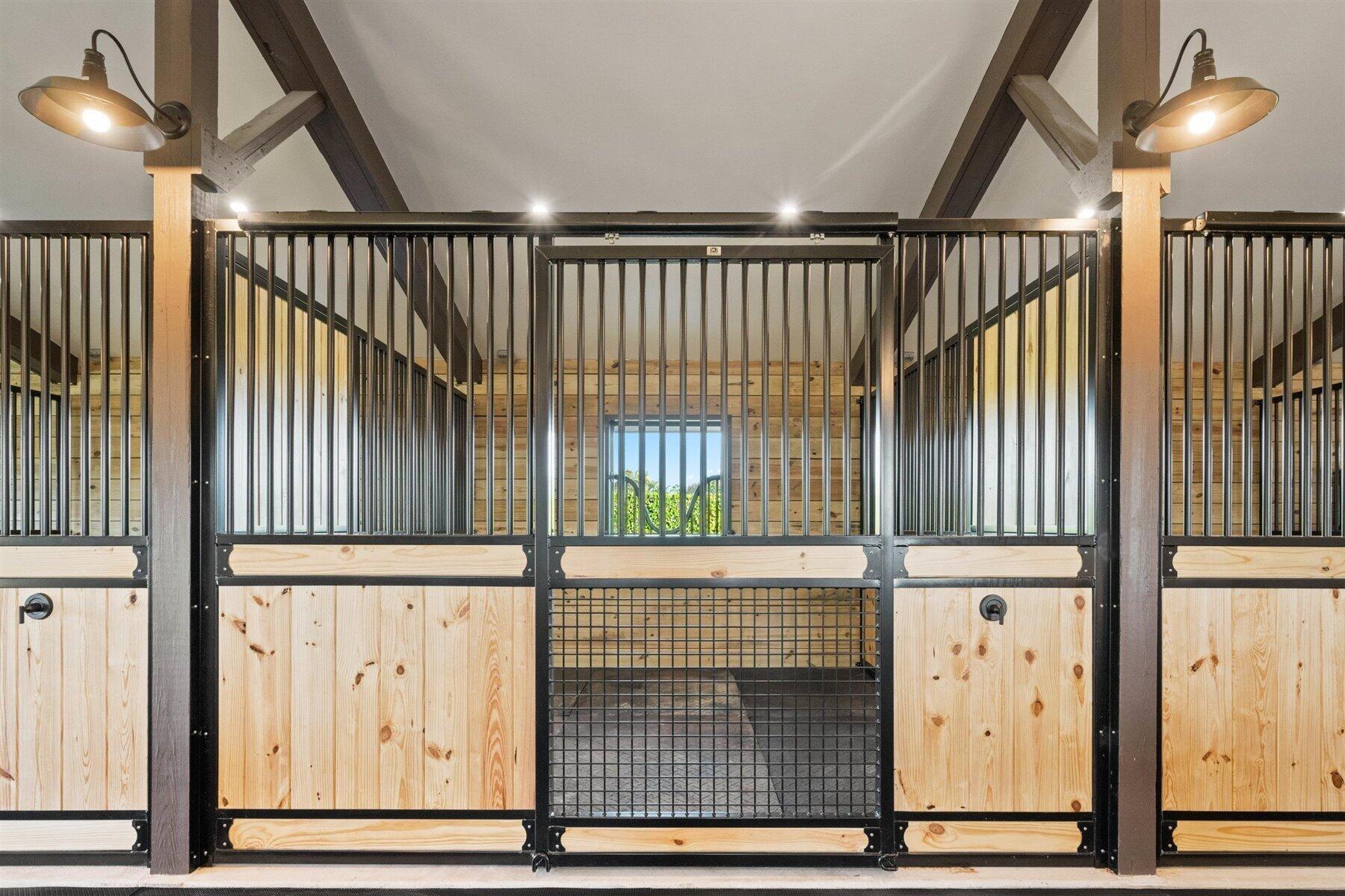 SADDLE TRAIL PARK OF WELL - Residential