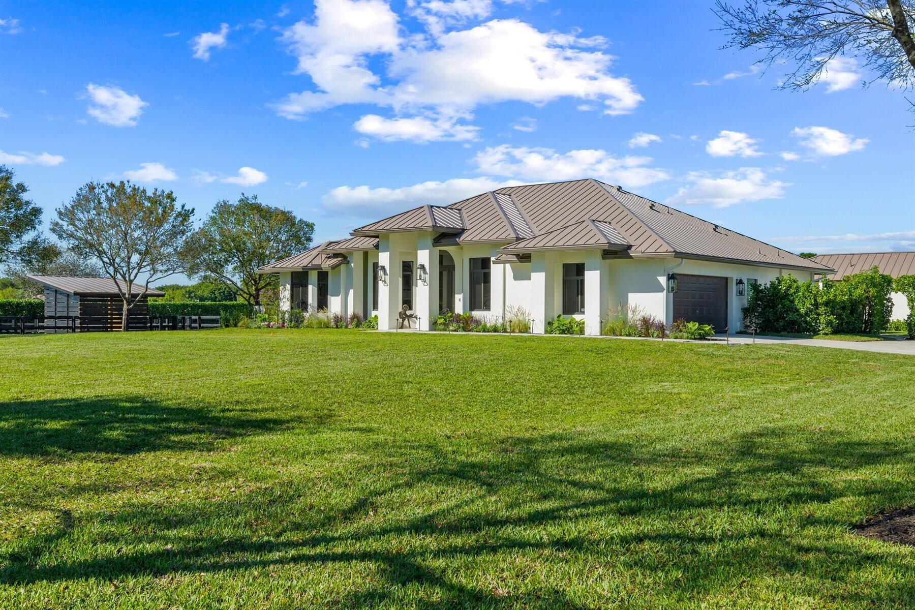 SADDLE TRAIL PARK OF WELL - Residential