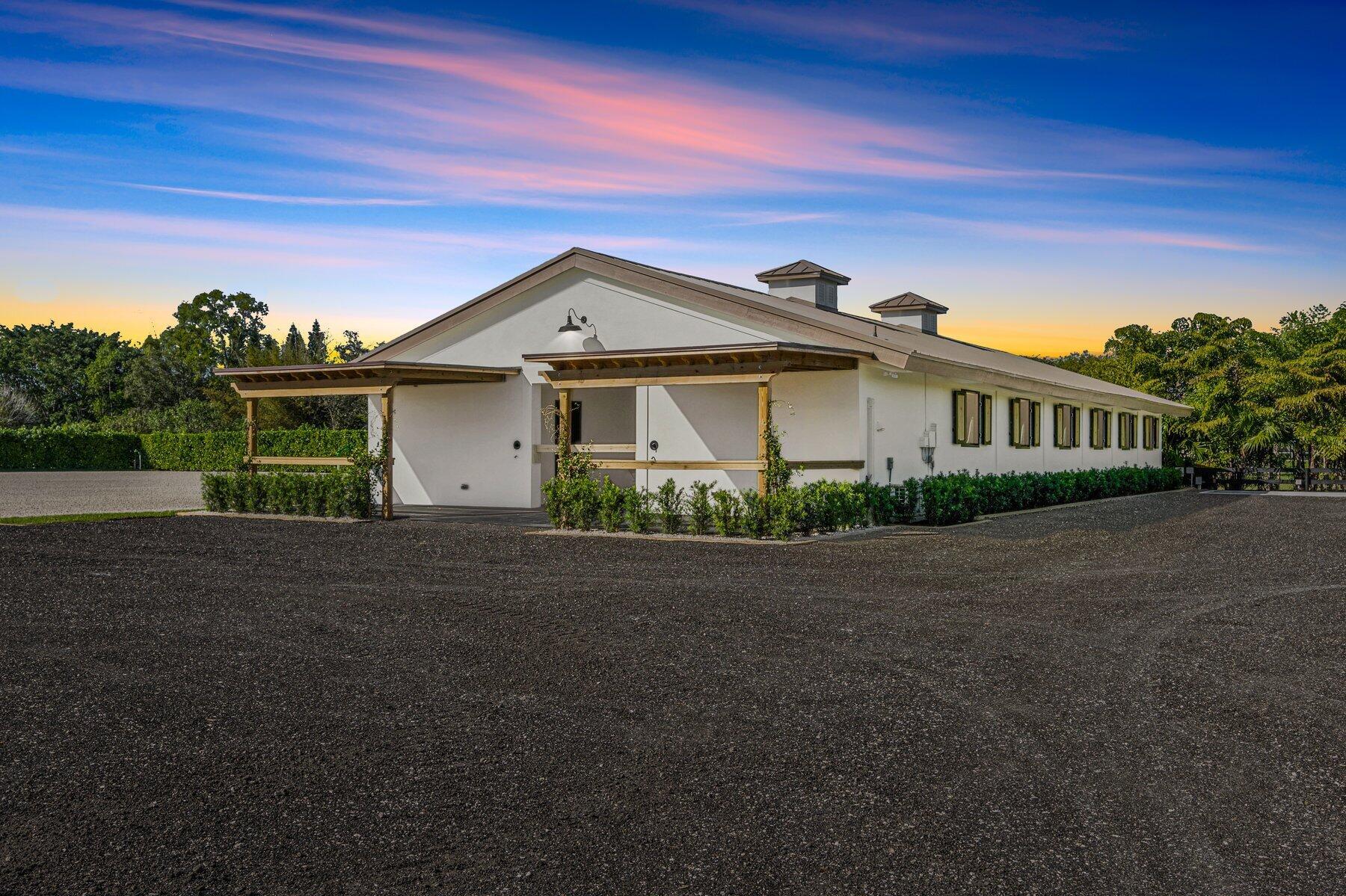 SADDLE TRAIL PARK OF WELL - Residential