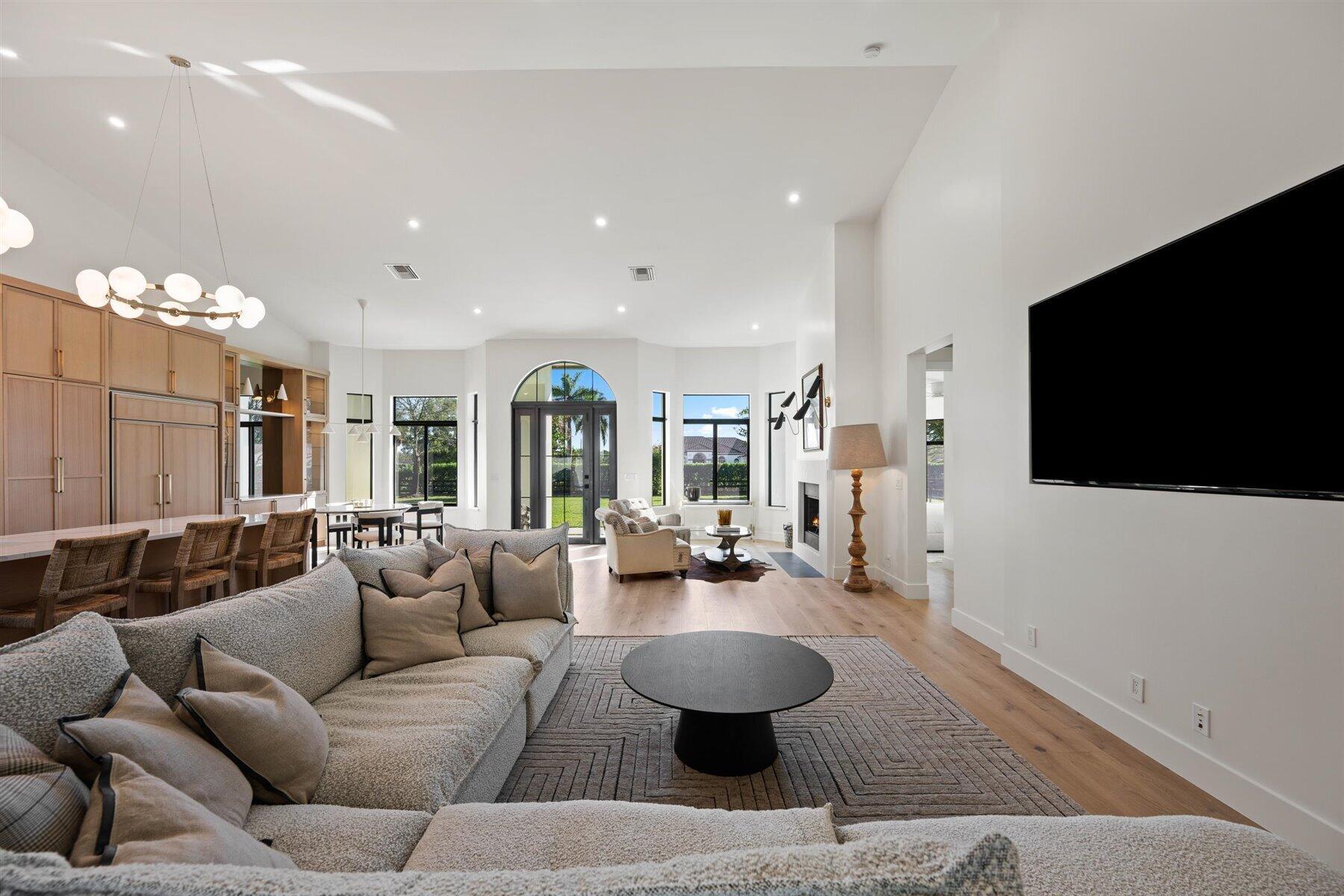 SADDLE TRAIL PARK OF WELL - Residential