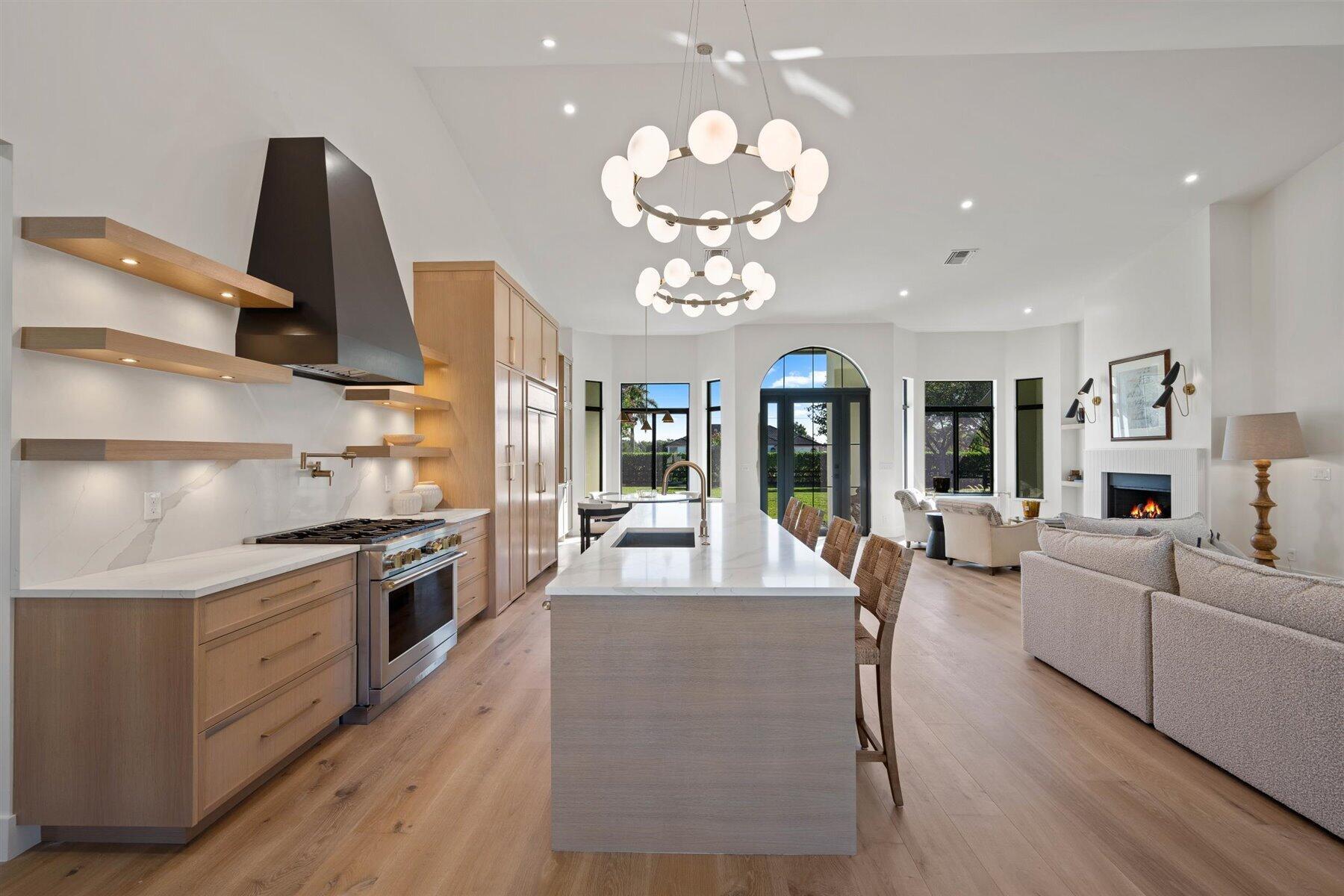 SADDLE TRAIL PARK OF WELL - Residential