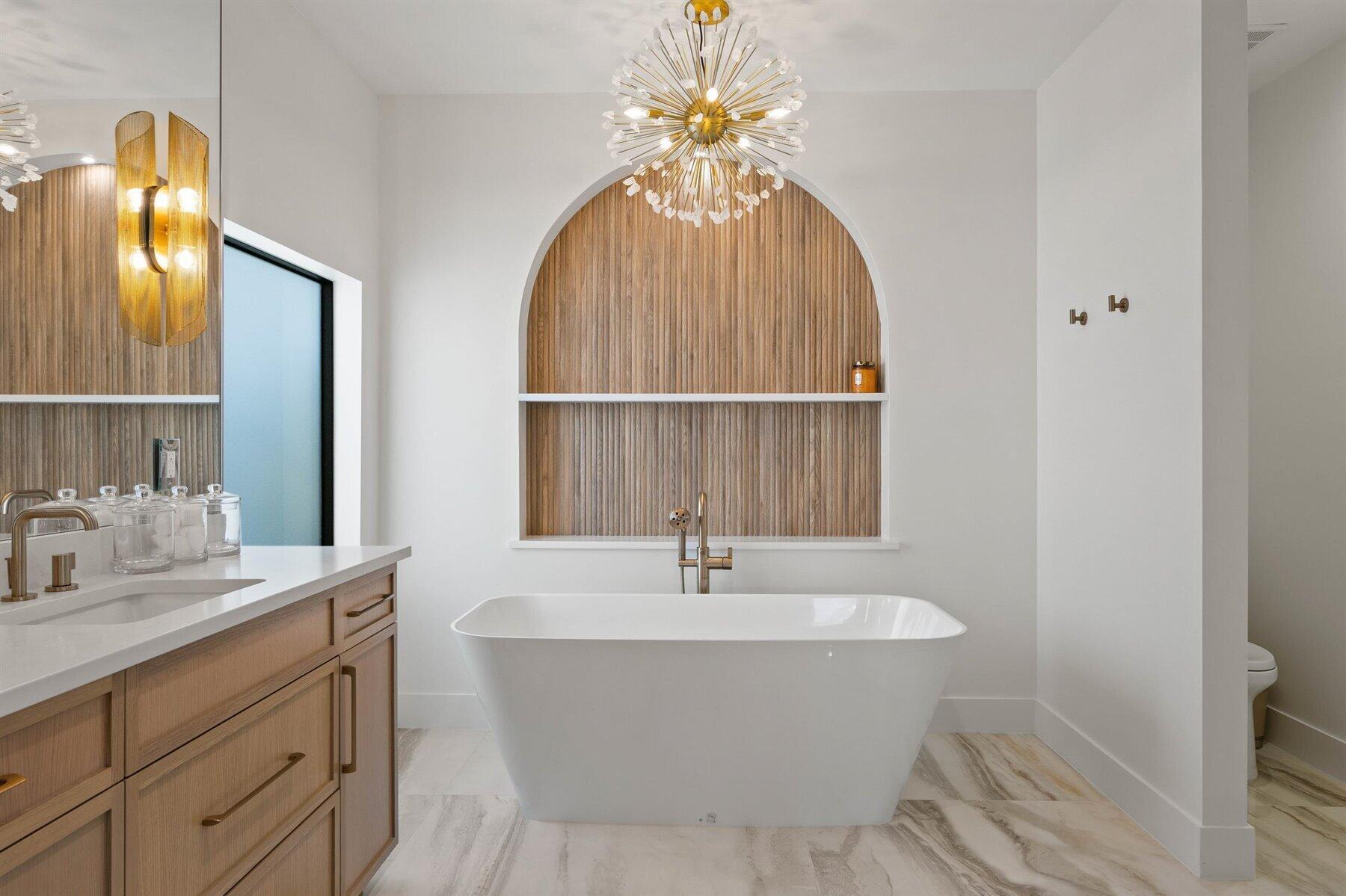 SADDLE TRAIL PARK OF WELL - Residential